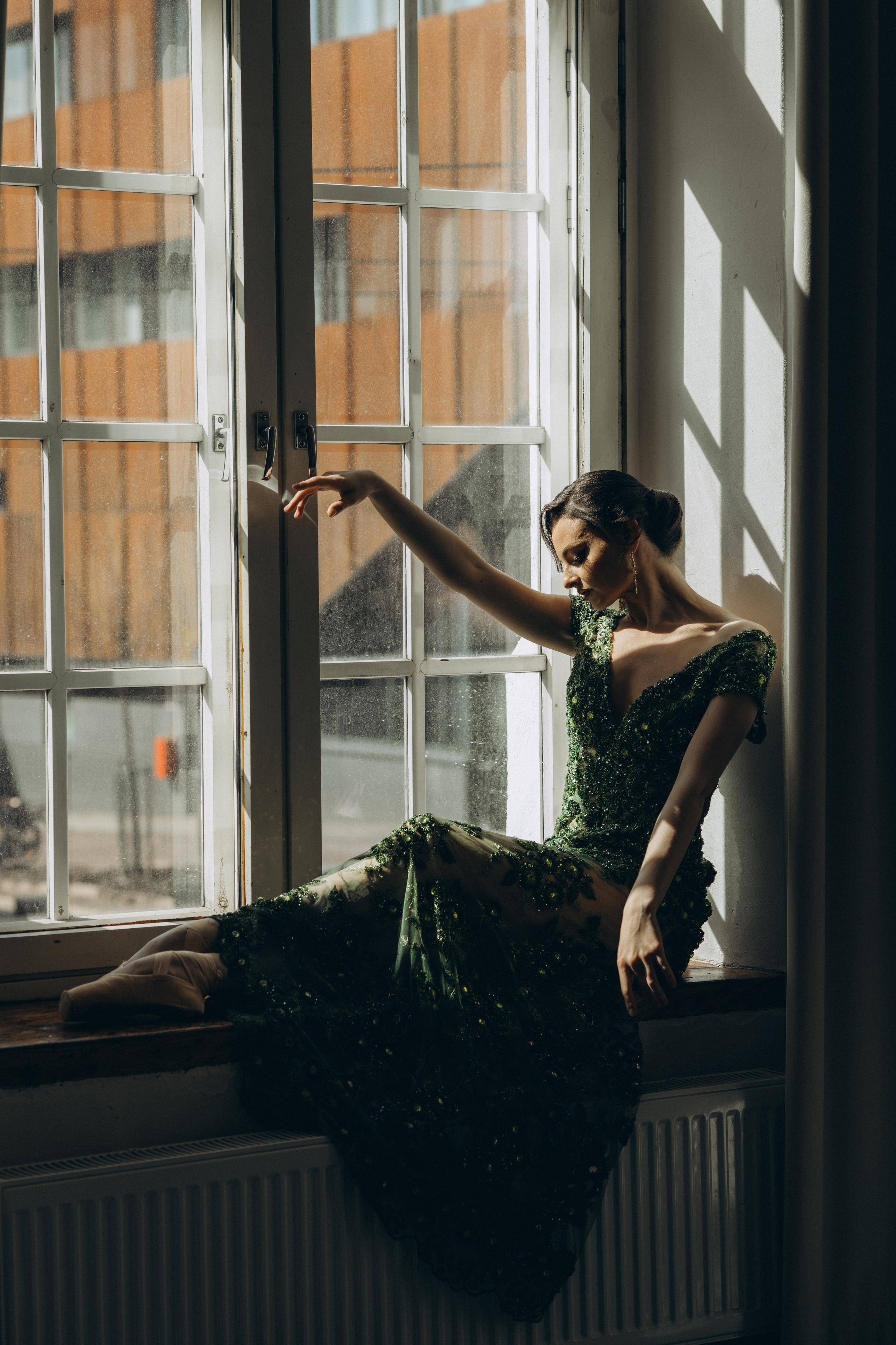 Riikka Couture, Riikka Ikäheimo, Violetta Keller, Portrait, Dancer. Wedding and portrait photographer in Helsinki Vickan O