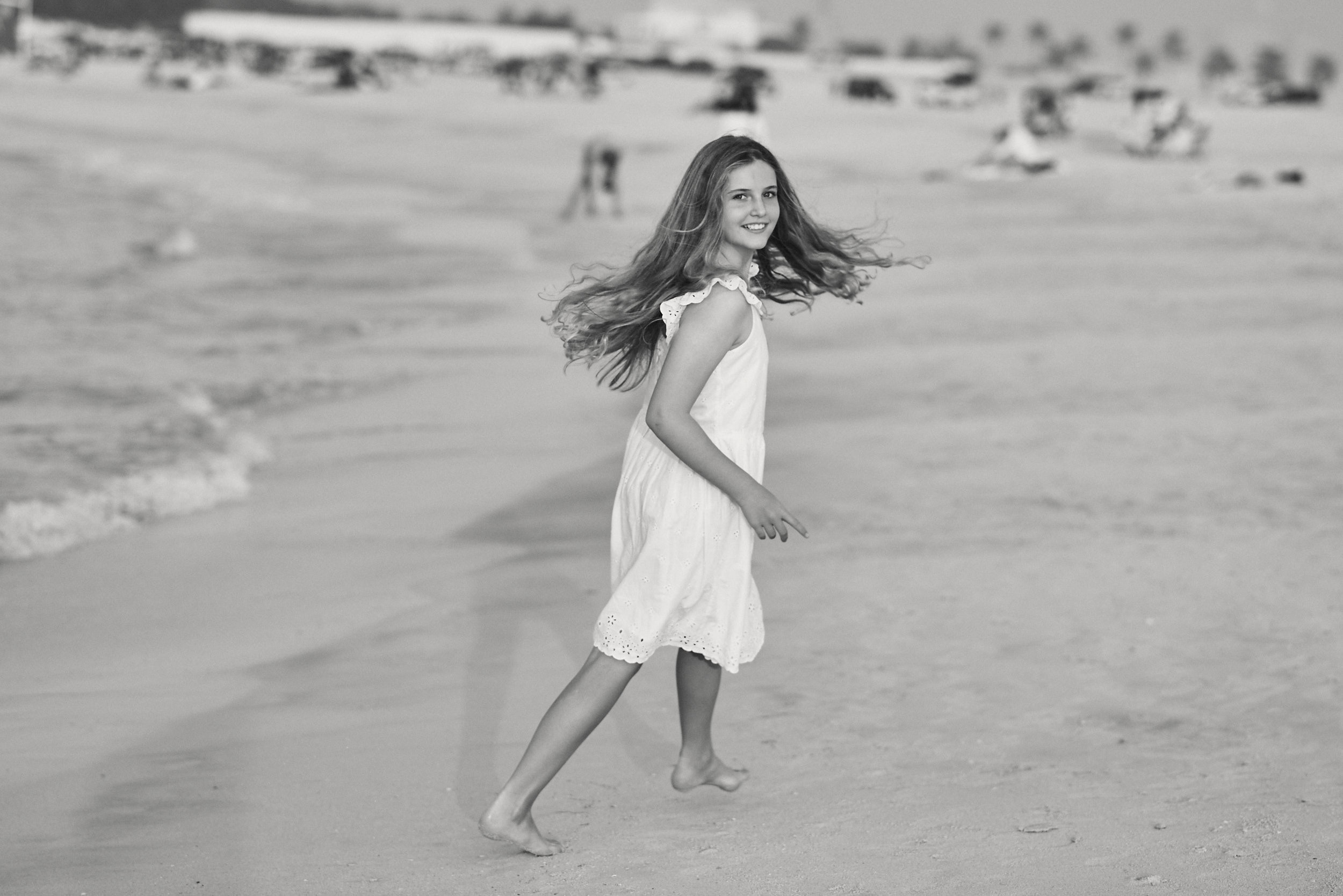 Family photo shoot on sunset at the Dubai beach