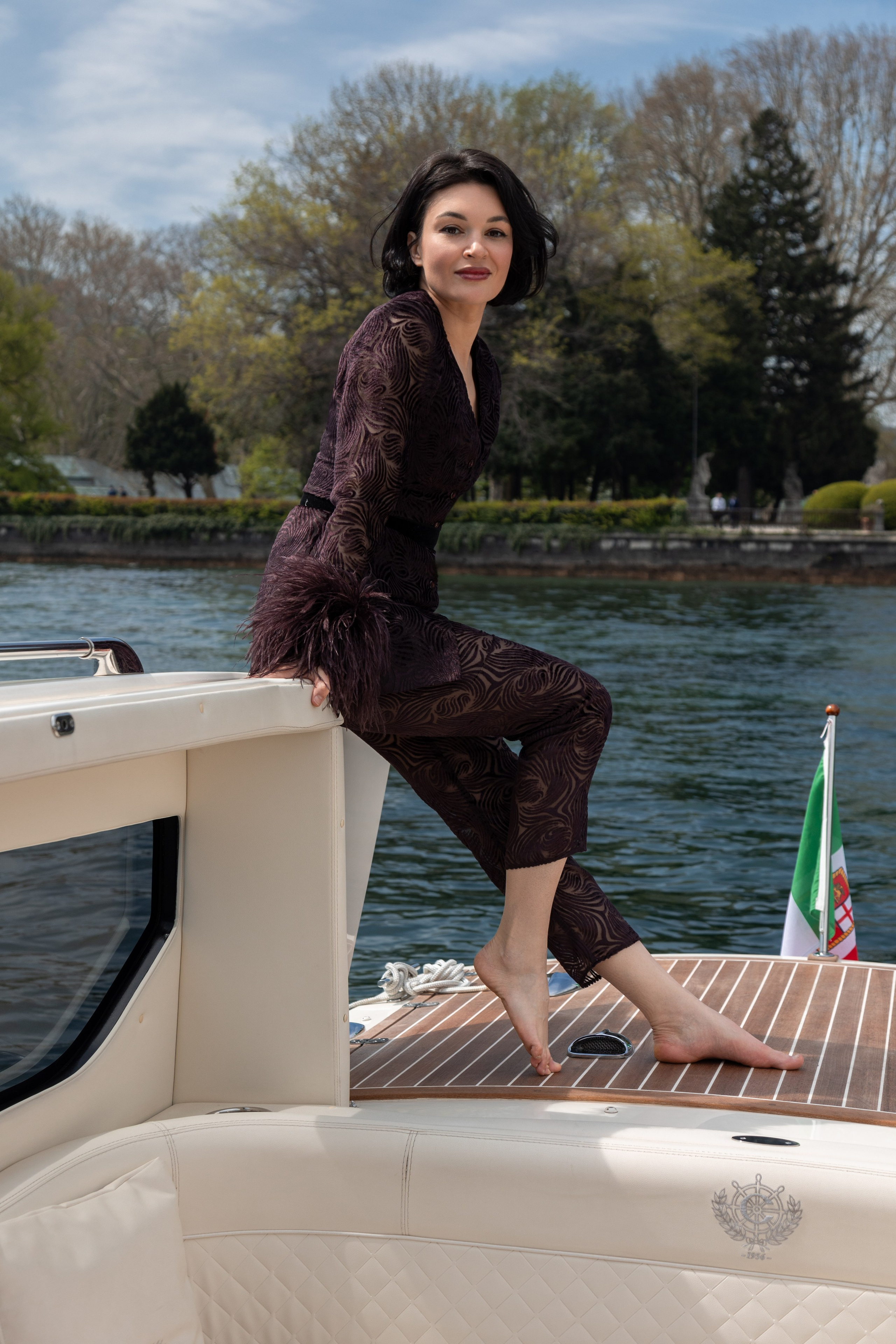 Girls yacht trip. Photographer in Milan |Mila Pro Photo