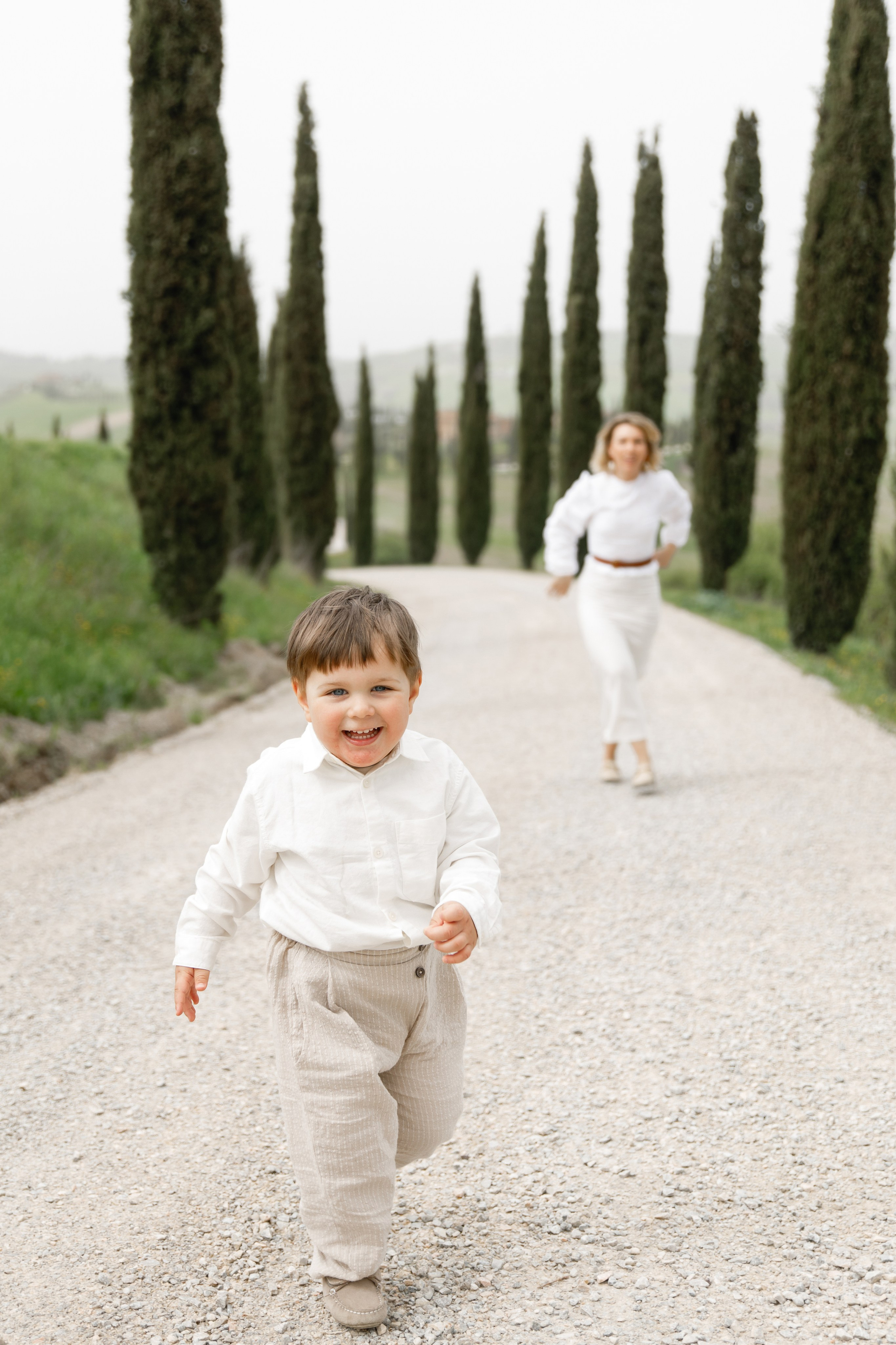 Wedding photographer Italy Rome, Tuscany, Lake Como, Sicily, Puglia. Wedding Photographer Rome Tuscany Como Sicily Puglia Amalfy Italy- Oksana Savenchuk