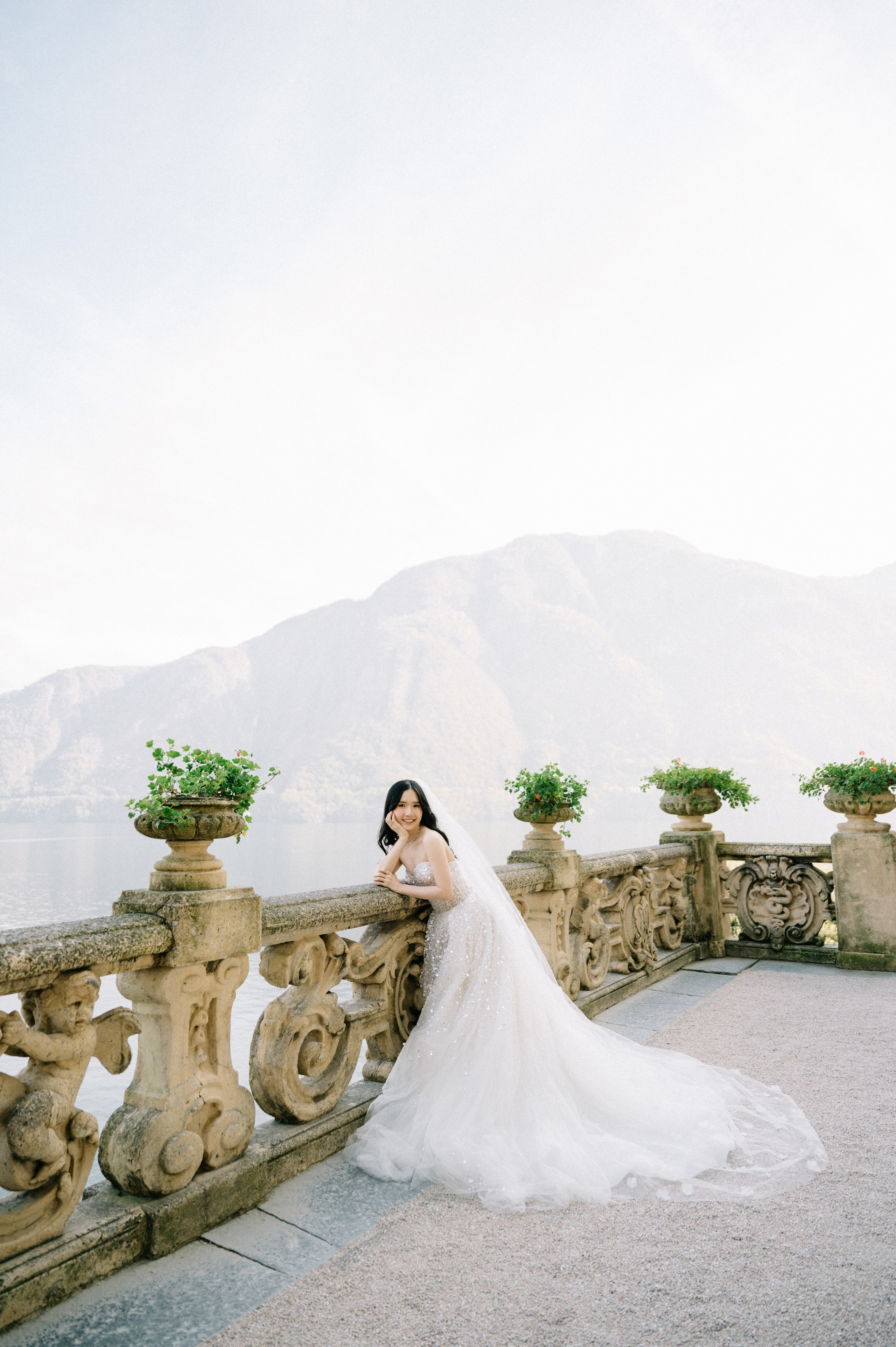 Lake Como. Lake Como Photographer — Proposal | Wedding | Elopement