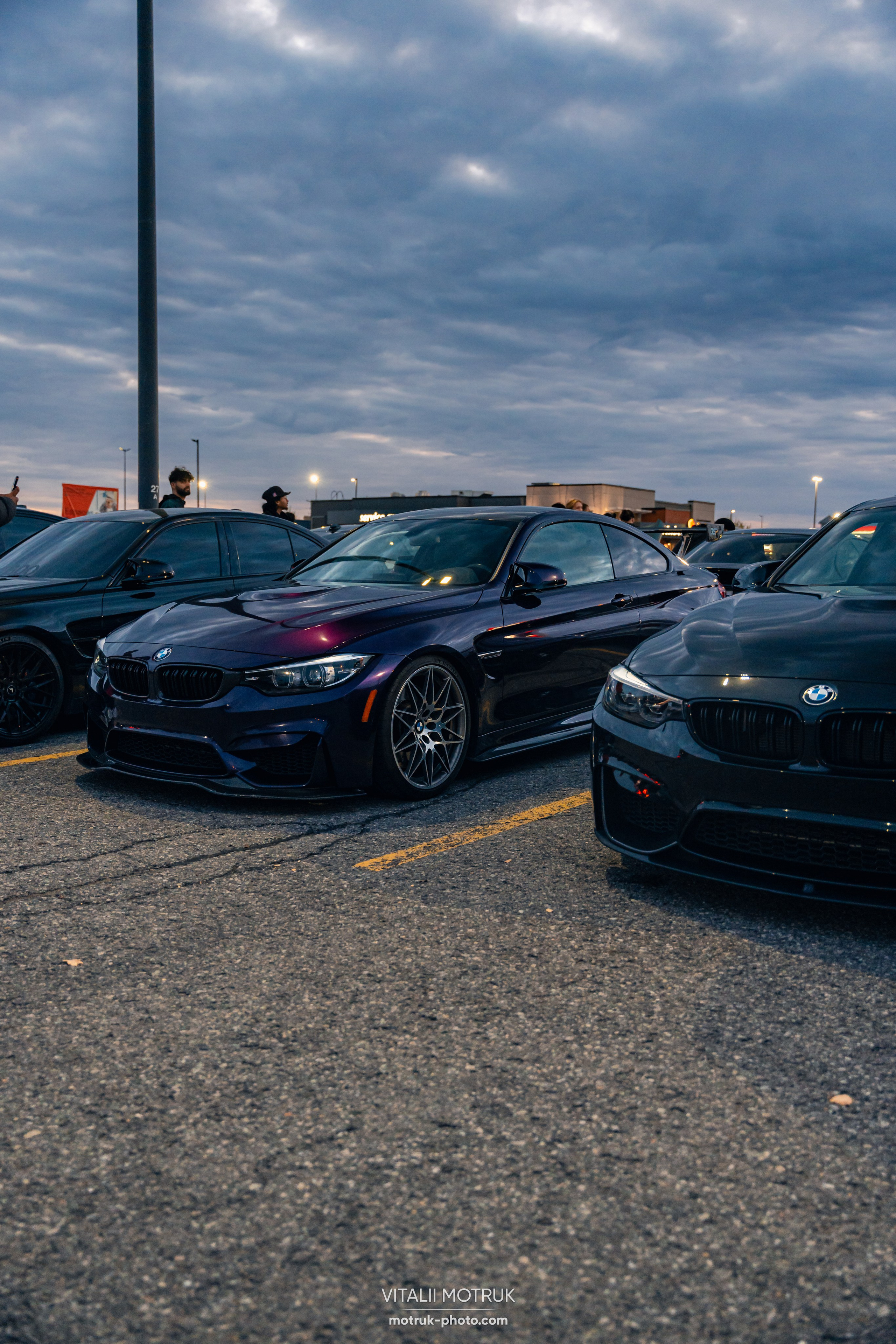Car meet: 514 bimmers. Photographe de voitures à Paris — Vitalii Motruk