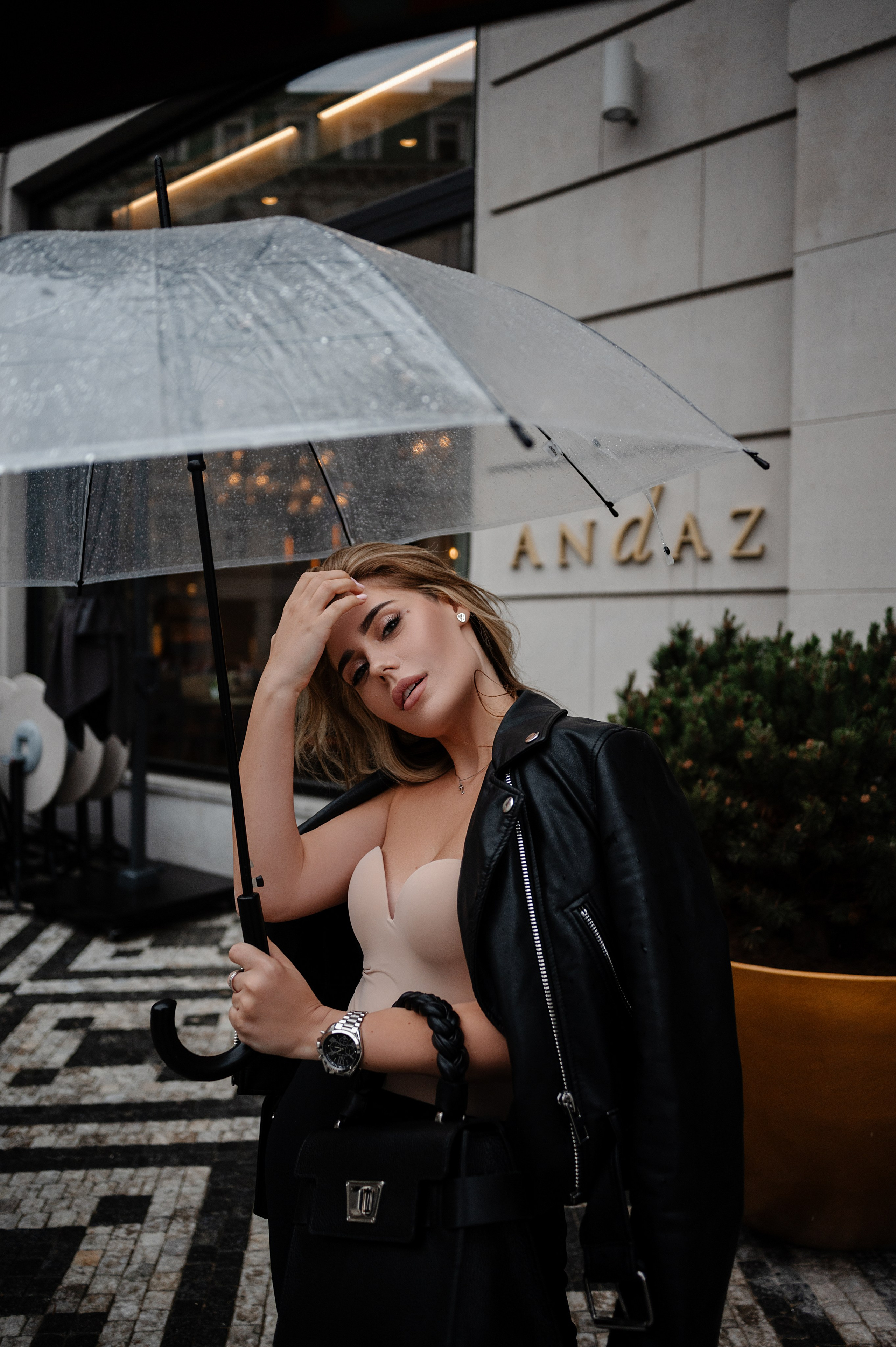 Vayda. ANNA-MARIA PHOTO CONTENT CREATOR — фотограф, естет, художник і візуальний експерт Instagram у Празі