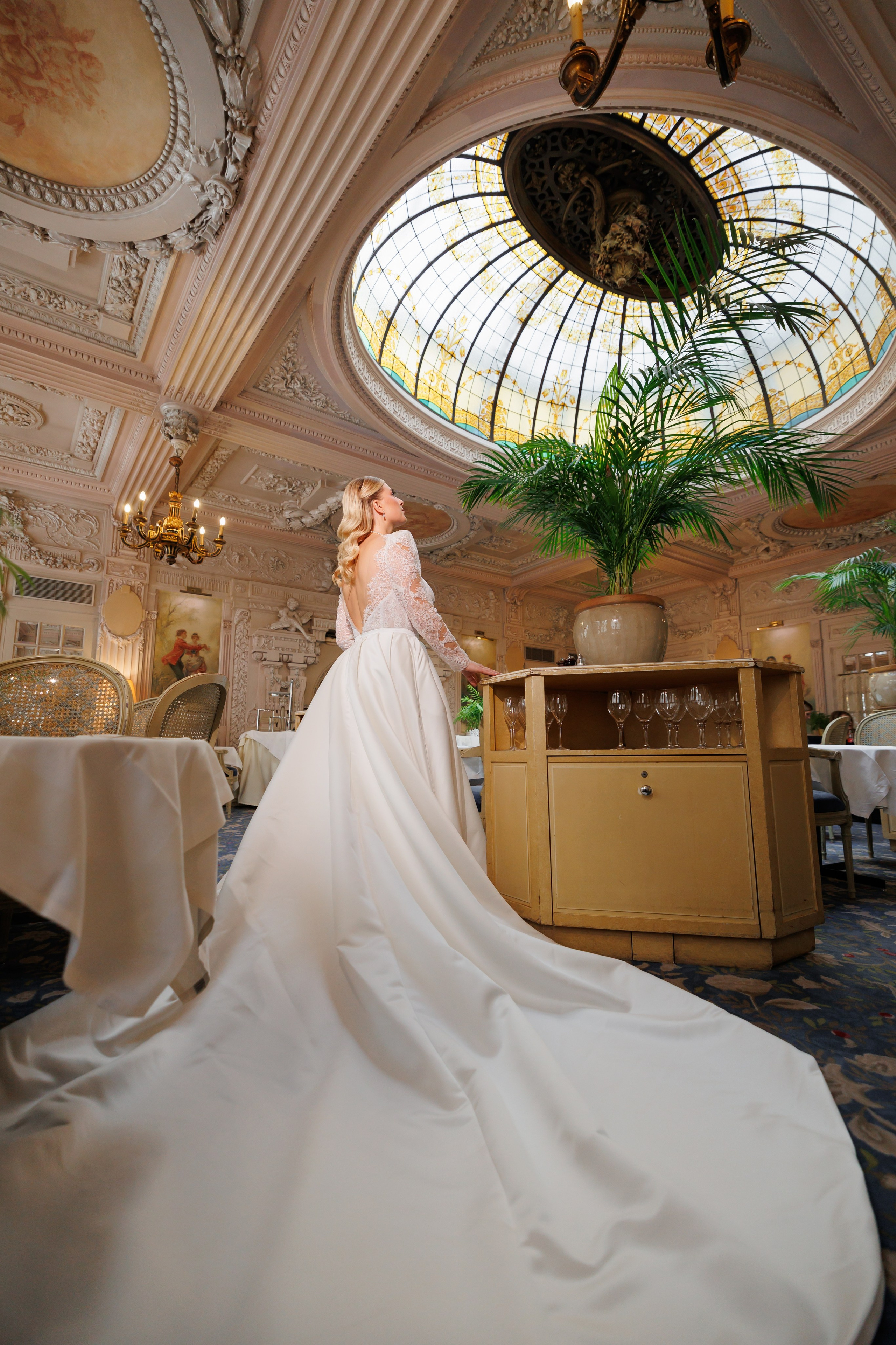 Cristina en robe de mariée
