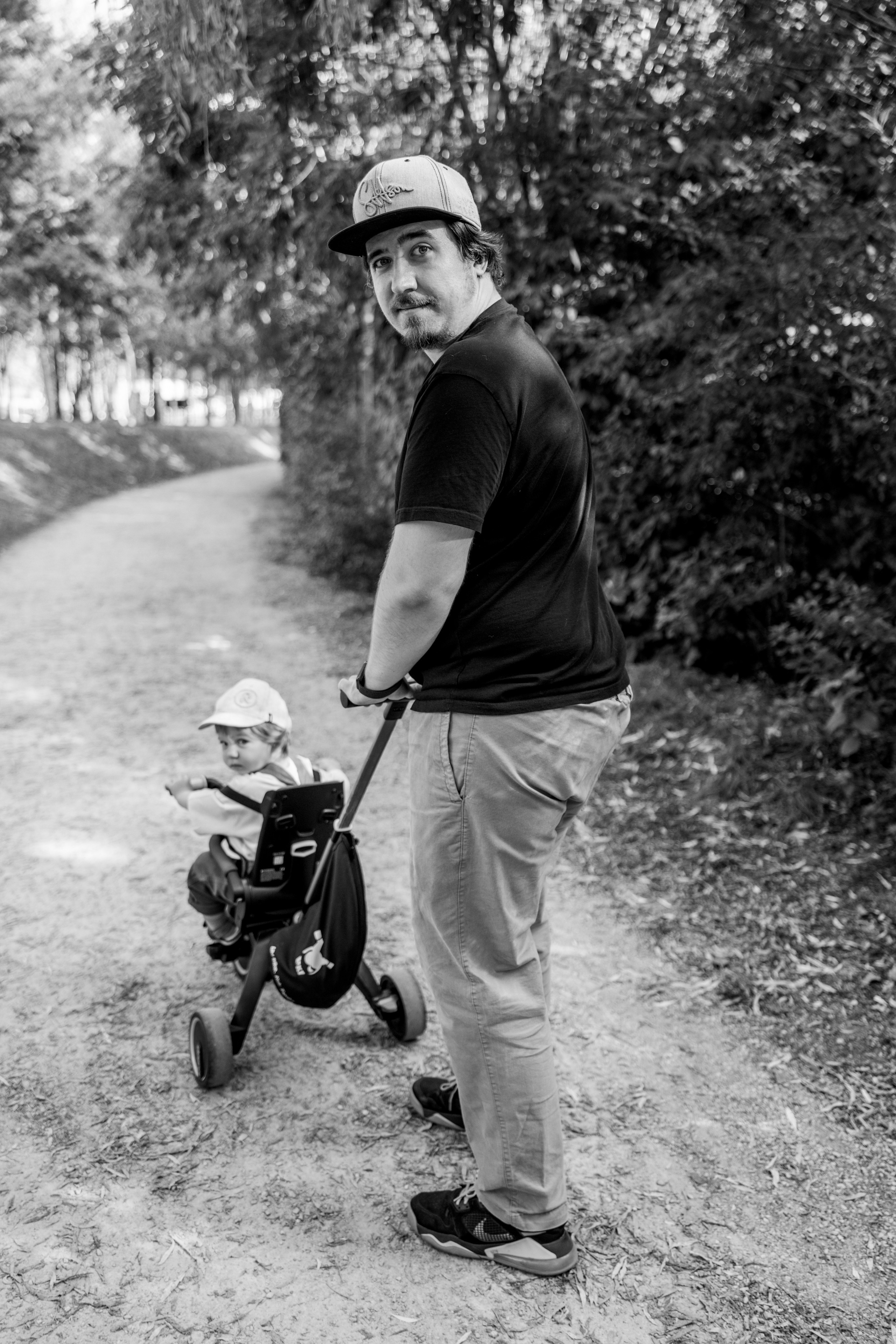 Maksim with parents (Queen Elizabeth Olympic park). Anastasia Klink, Photographer in London