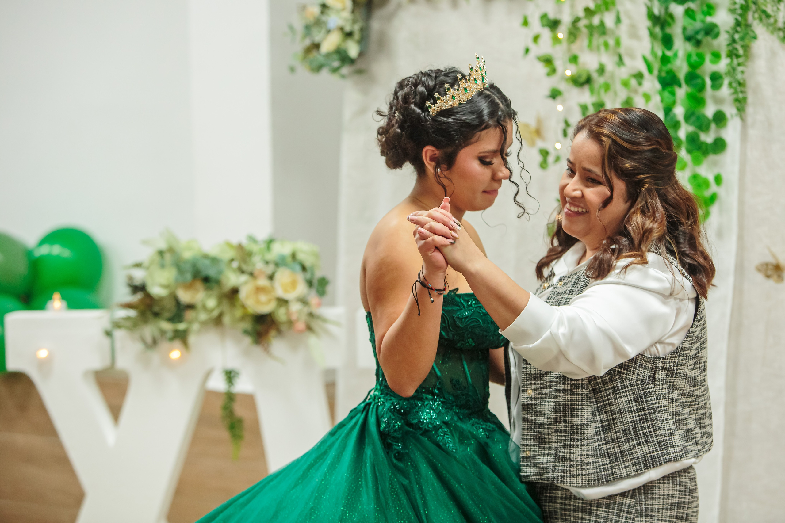 Quinceria | Danna. Fotógrafo de retrato, familia y reportajes en Valencia | España | Europa Vitalii Lumier