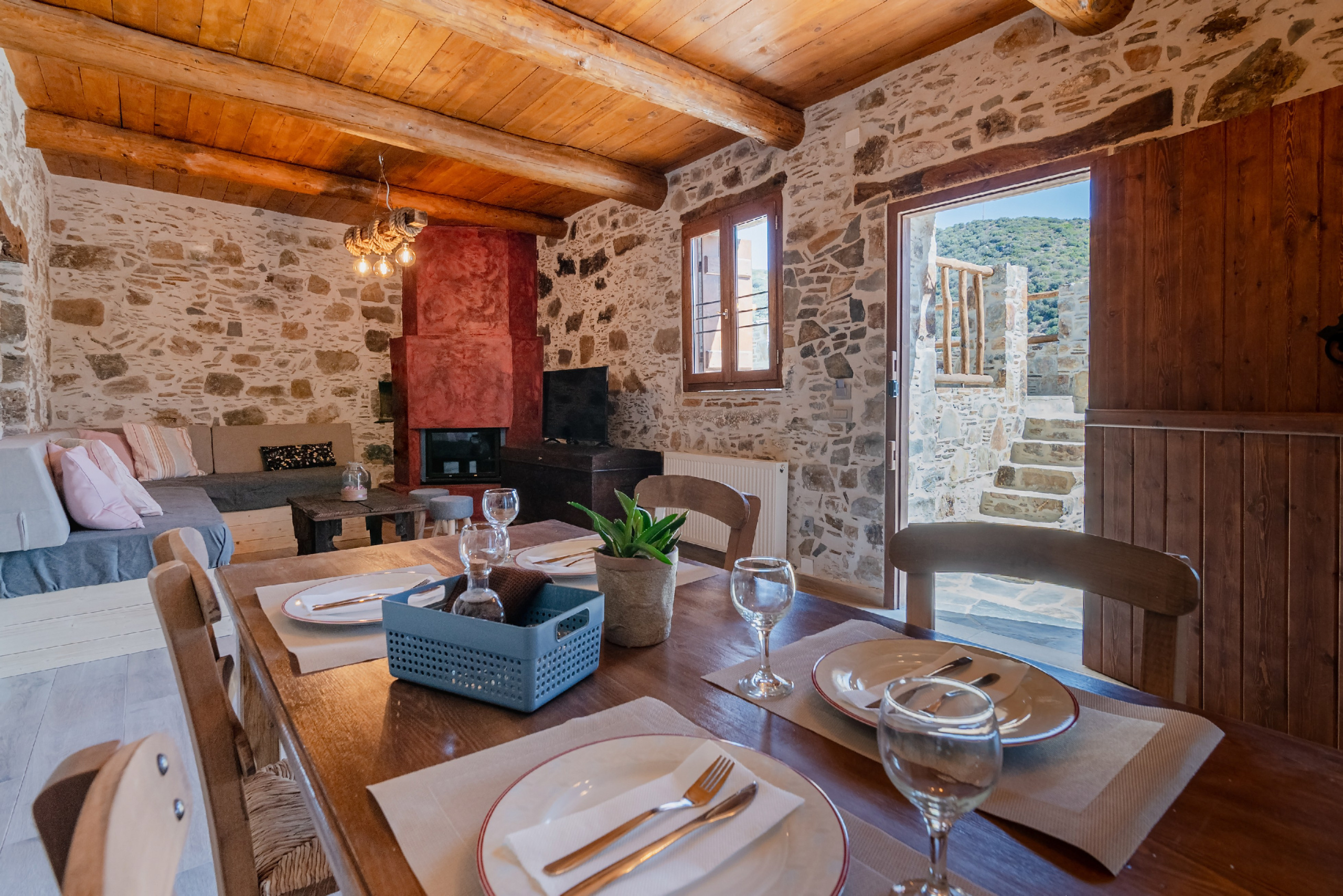 Plagia Stone studio. Photograper in Chania, Crete