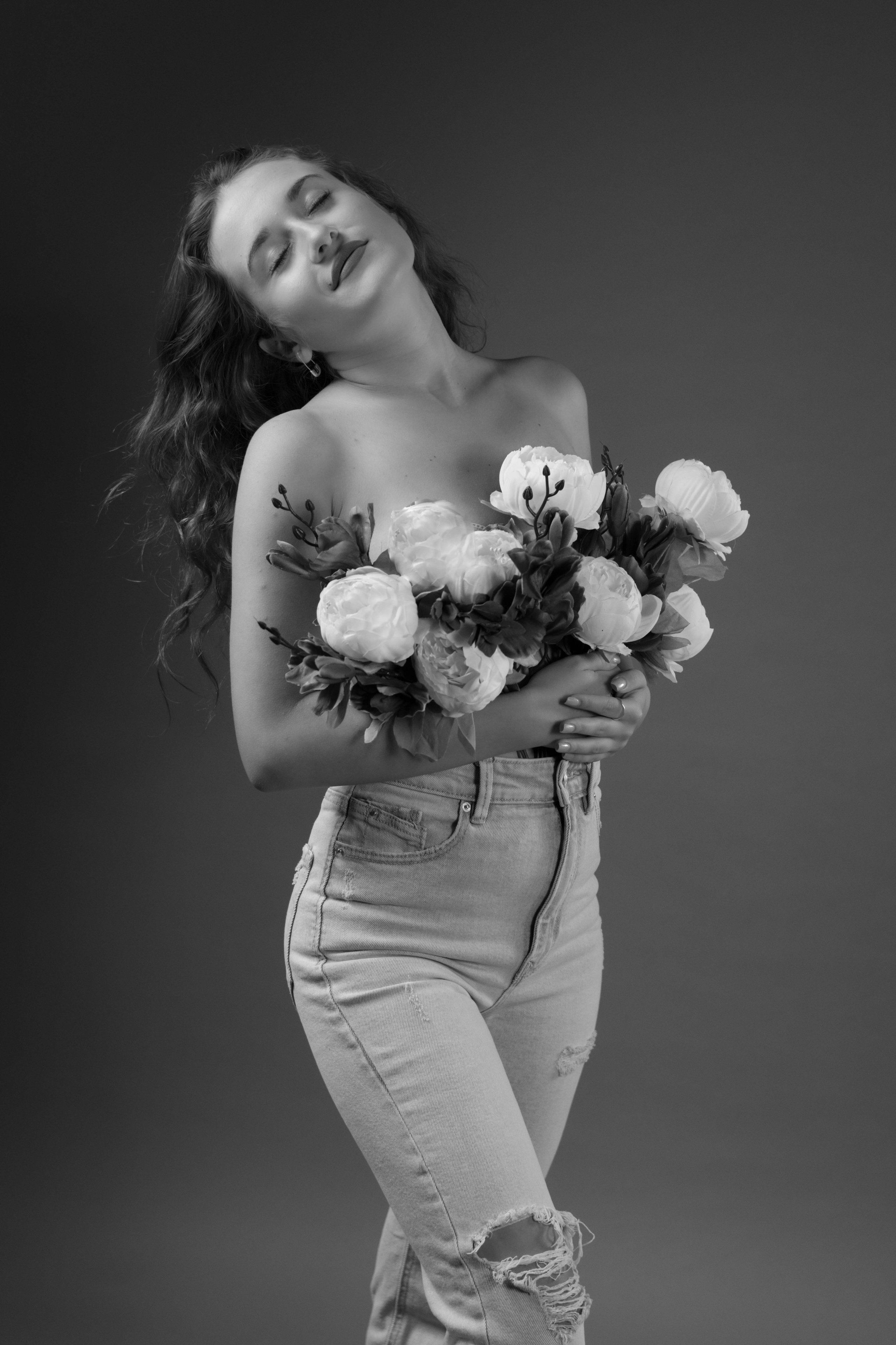 Alexandra. Fotograf si videograf — evenimente si studio