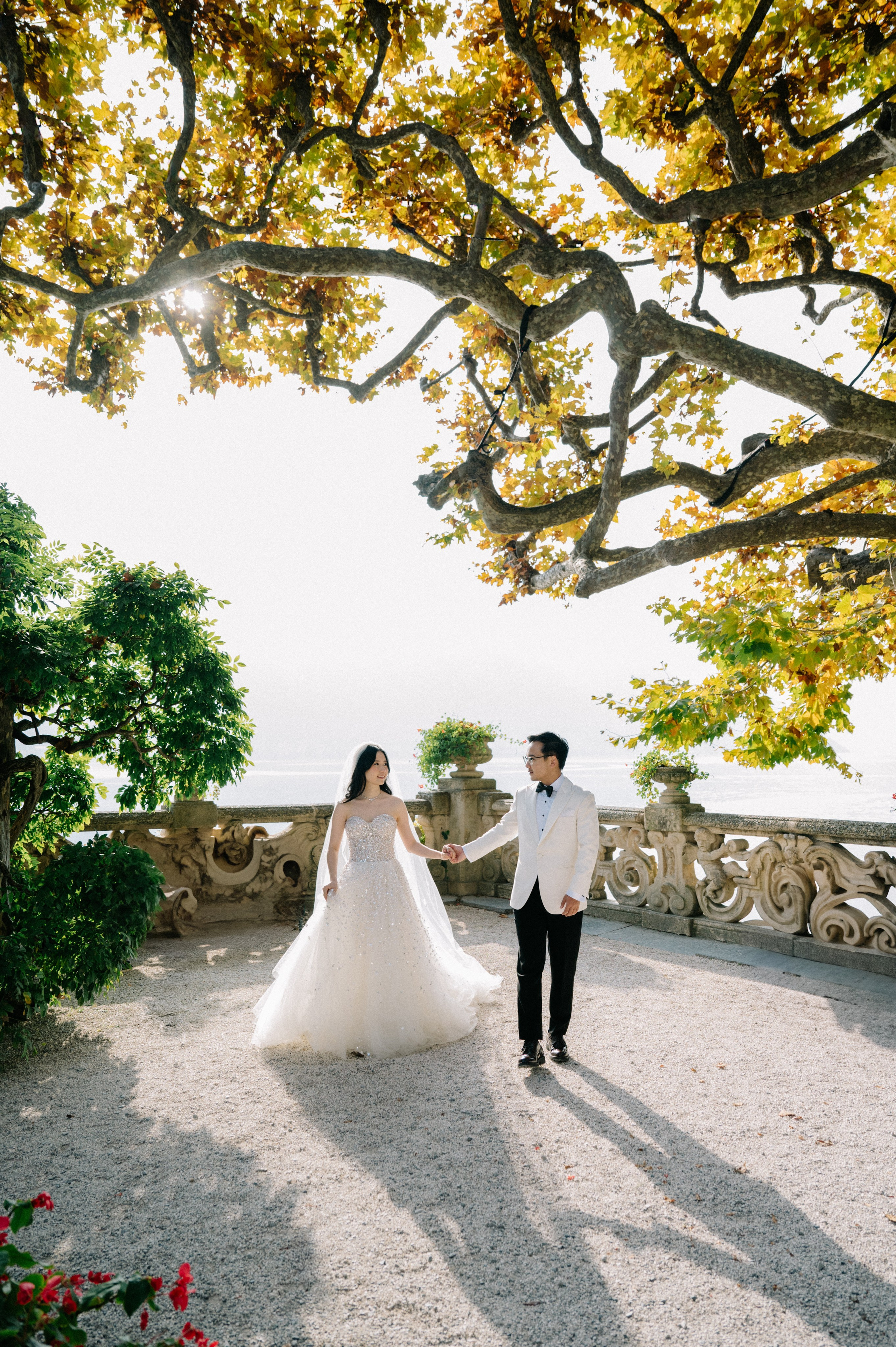 Lake Como. Lake Como Photographer — Proposal | Wedding | Elopement