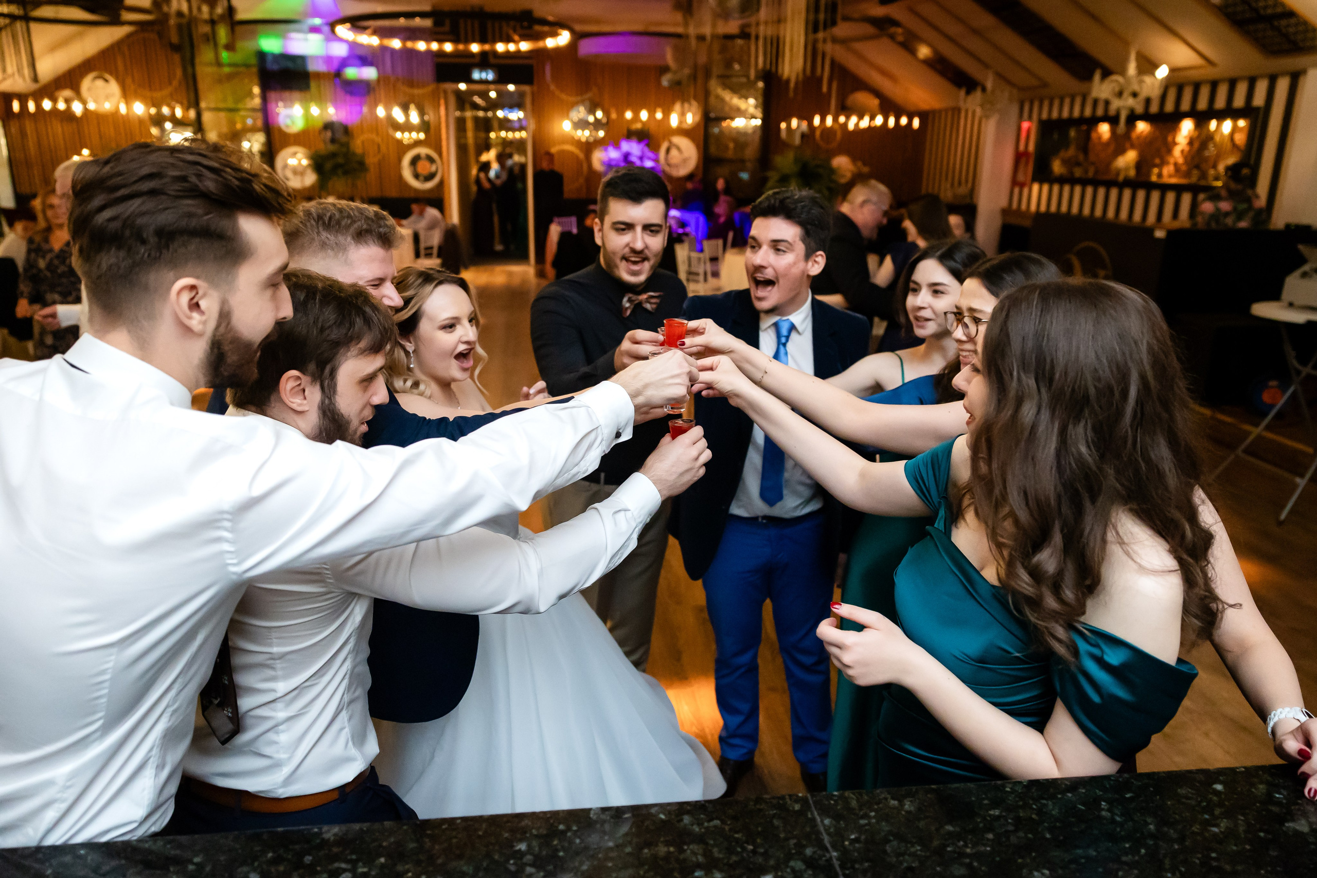 Nunta Velveto Pool. MDimaFotoStudio. Fotograf de nuntă, evenimente private și de familie