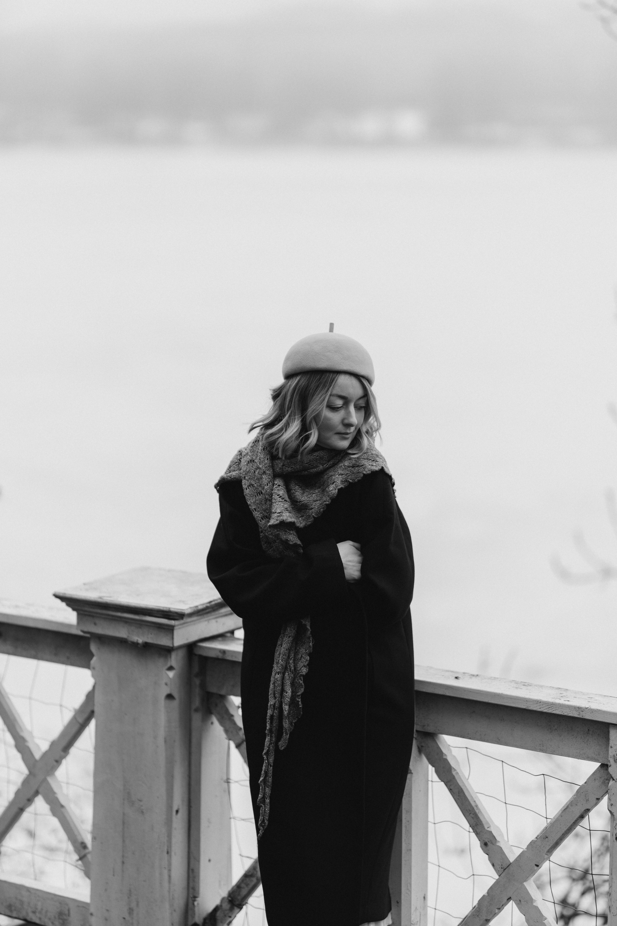 Woman phoshoot. Wedding and portrait photographer in Helsinki Vickan O