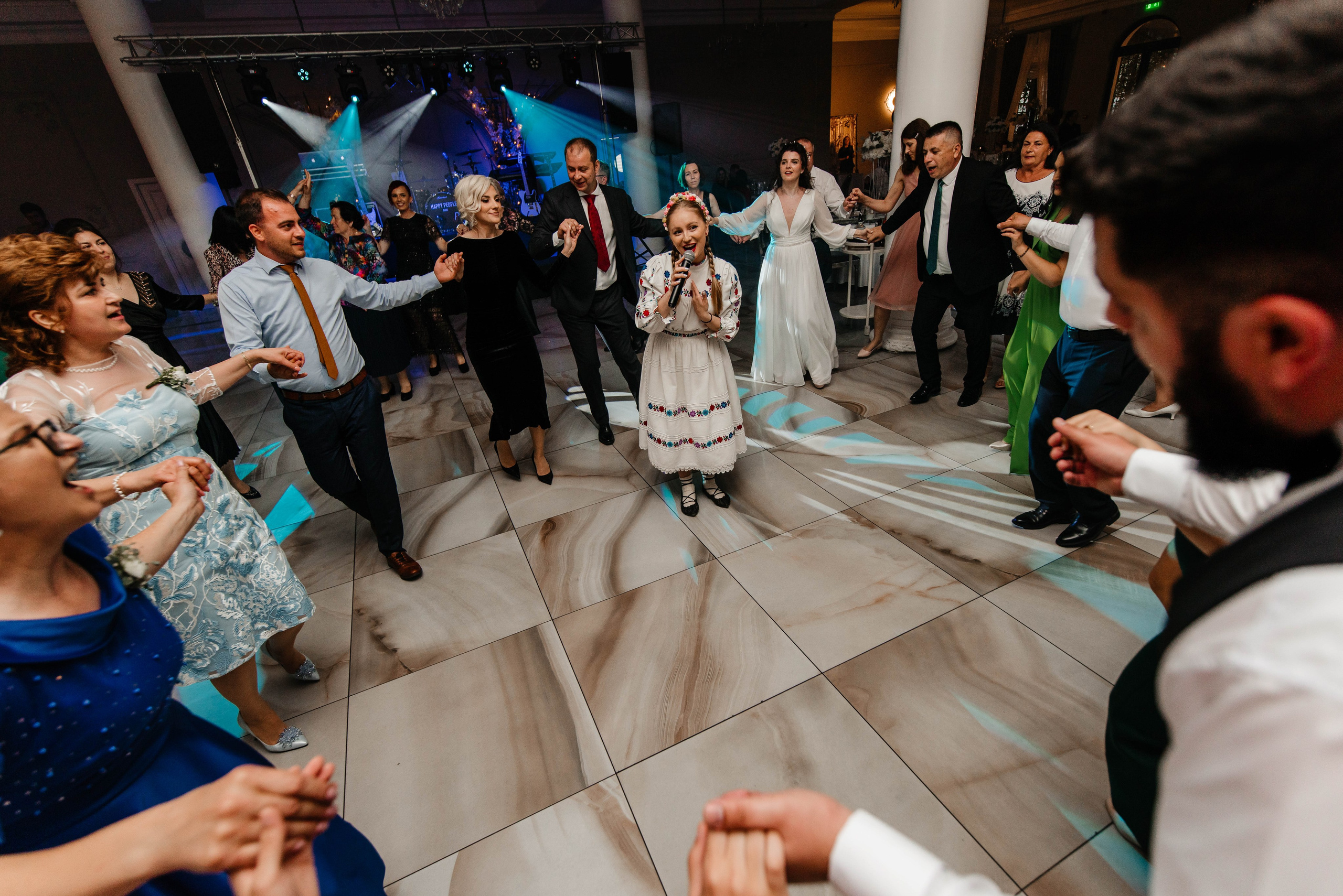 Radu Rahovan Fotograf de nuntǎ Cluj - Zalau - Alba - Târgu Mureș - Bistrița