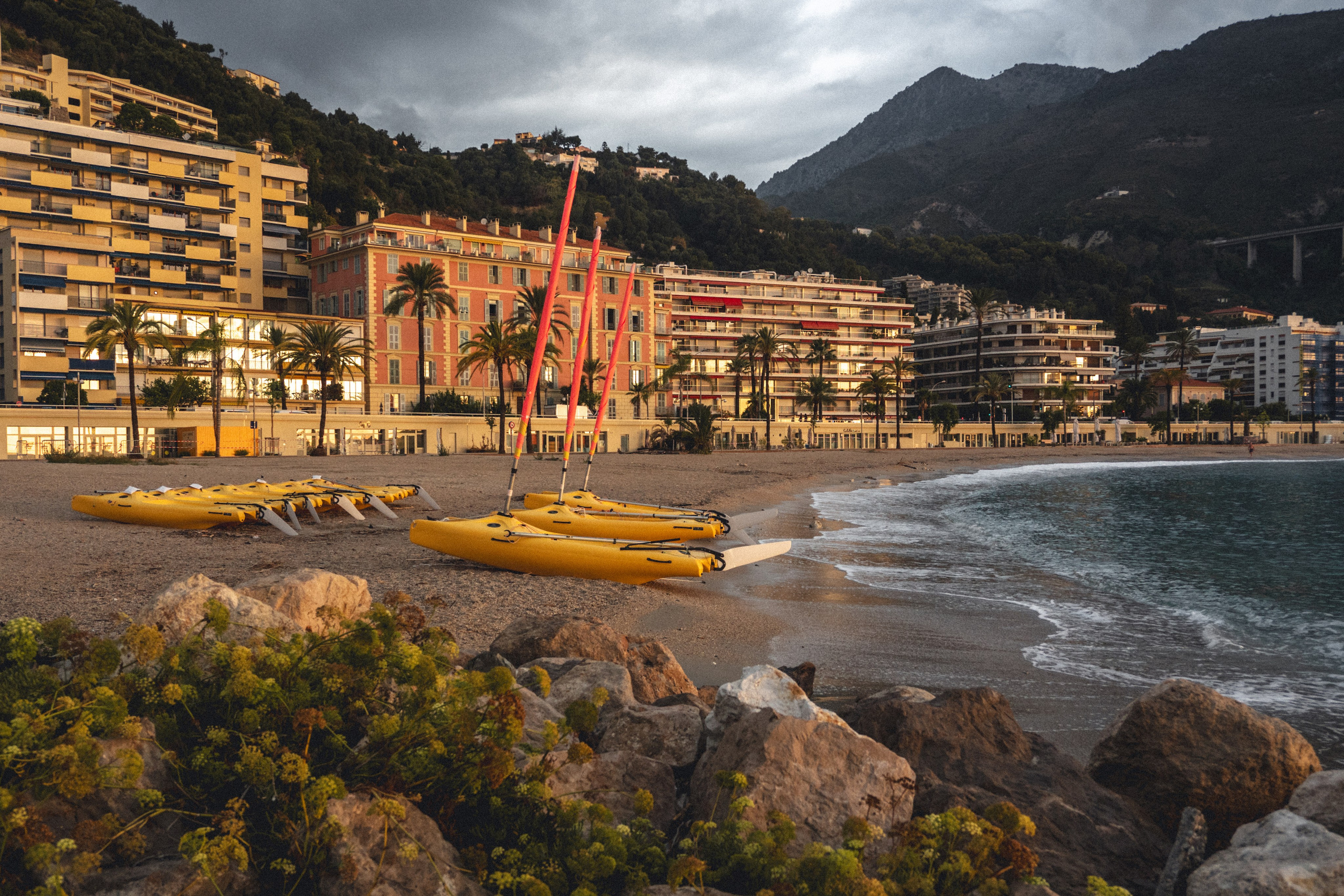 Lever de soleil à Menton. Семейный и детский фотограф на Лазурном Берегу