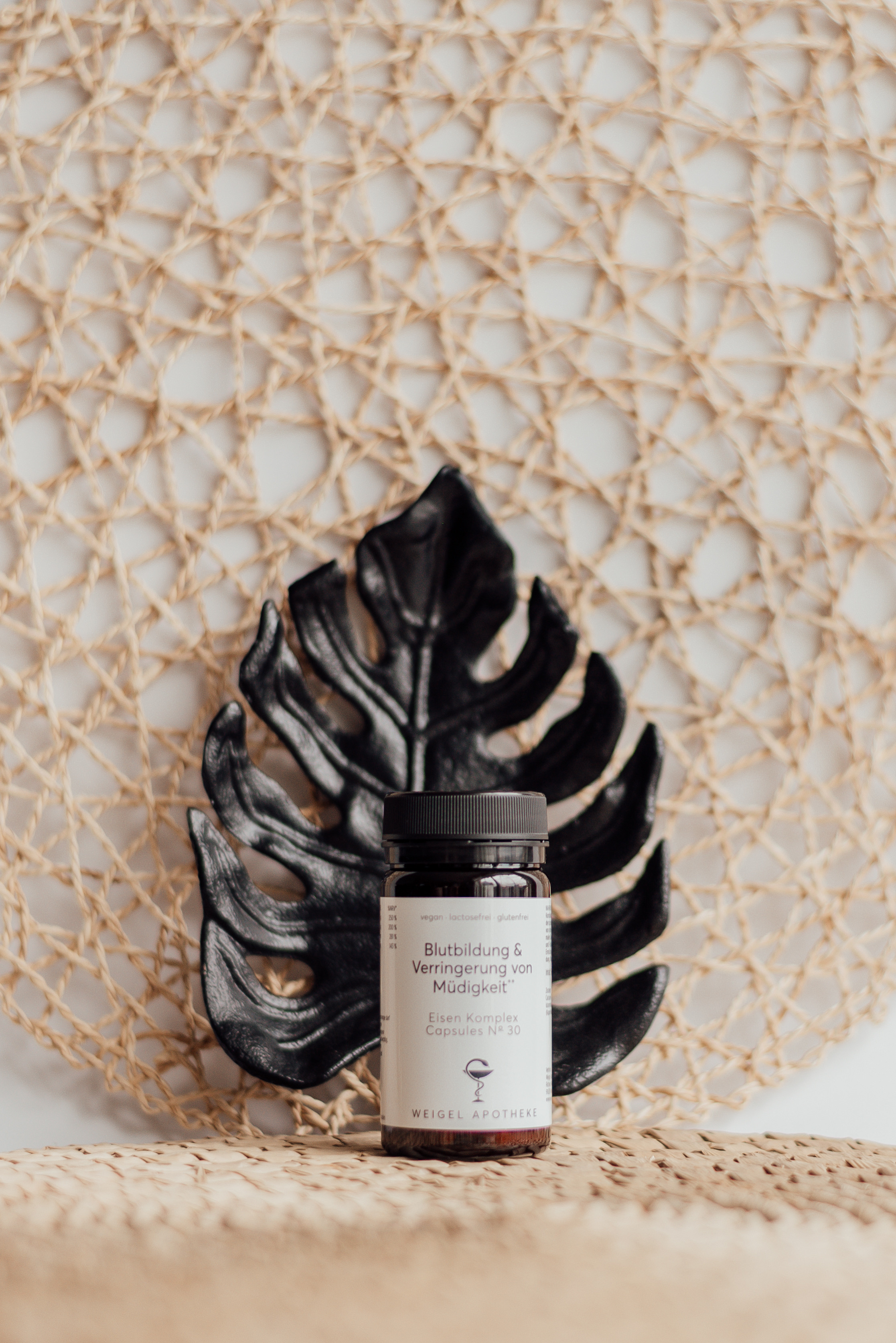 Produktshooting für Weigel Apotheke. Fotografin Ansbach - Paare | Hochzeit | After Wedding