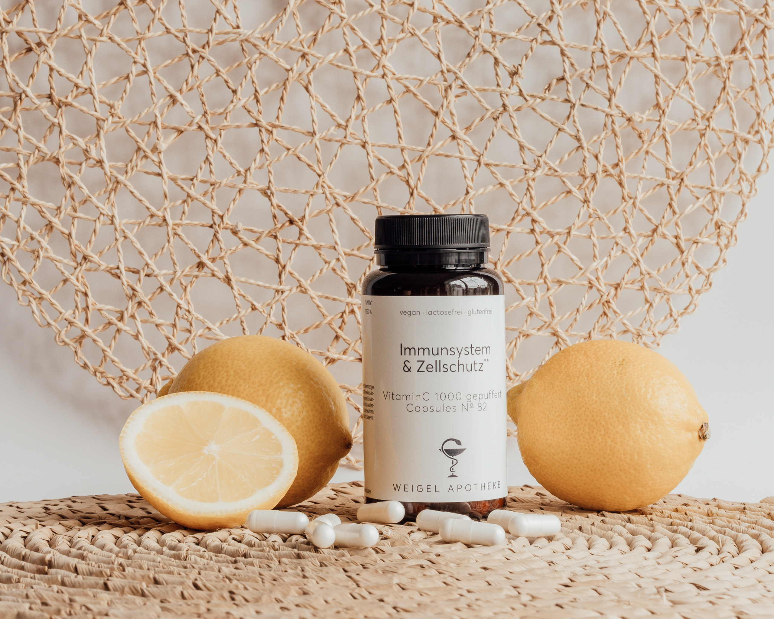 Produktshooting für Weigel Apotheke. Fotografin Ansbach - Paare | Hochzeit | After Wedding