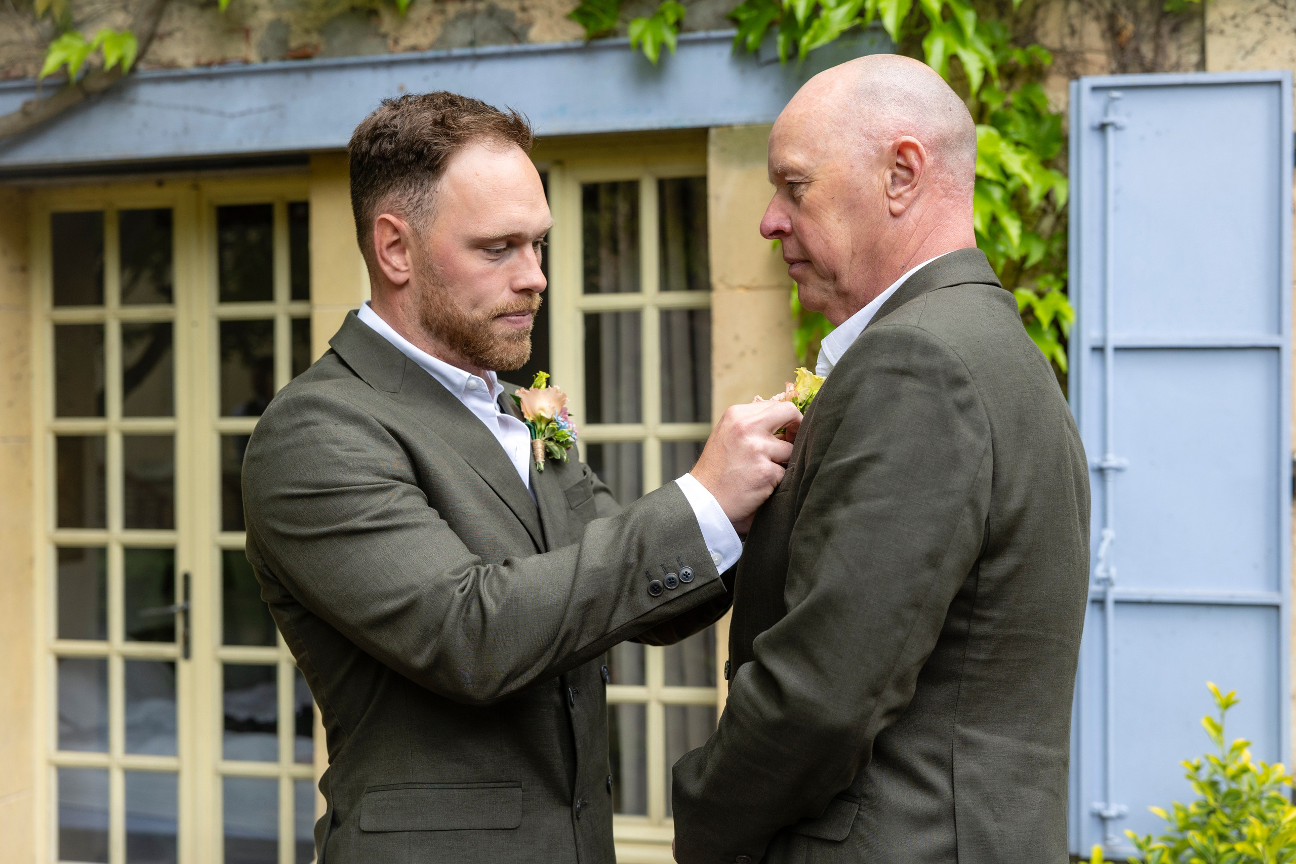 Свадьба в Château Du Puits Es Pratx — яркий день на юге Франции. Евгения Смирнова — фотограф в Тулузе и юго-западной Франции