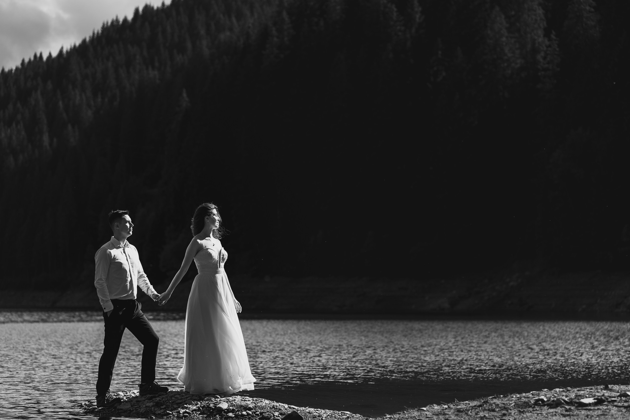 Trash the Dress la Lacul Bolboci  | Mihai Popa Fotograf. Fotograf Nuntă & Botez București - Mihai Popa | Dincolo de oameni, imortalizez emoții!