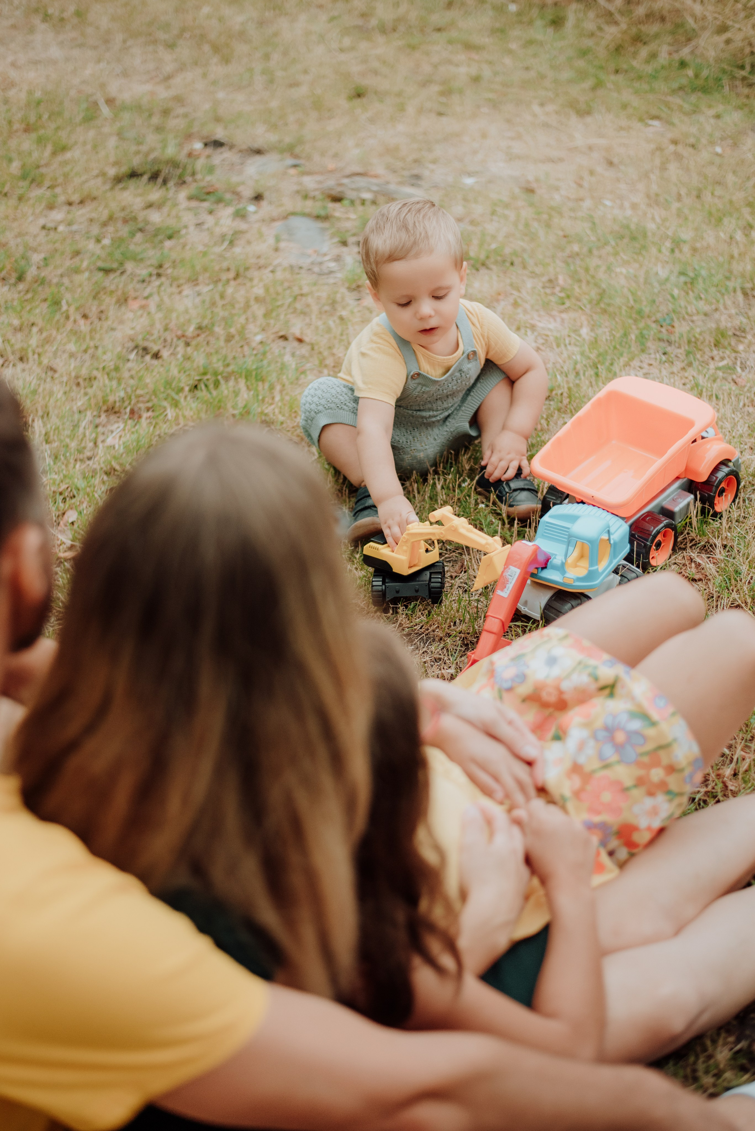 Hanka and family. Lifestyle, wedding and family photographer