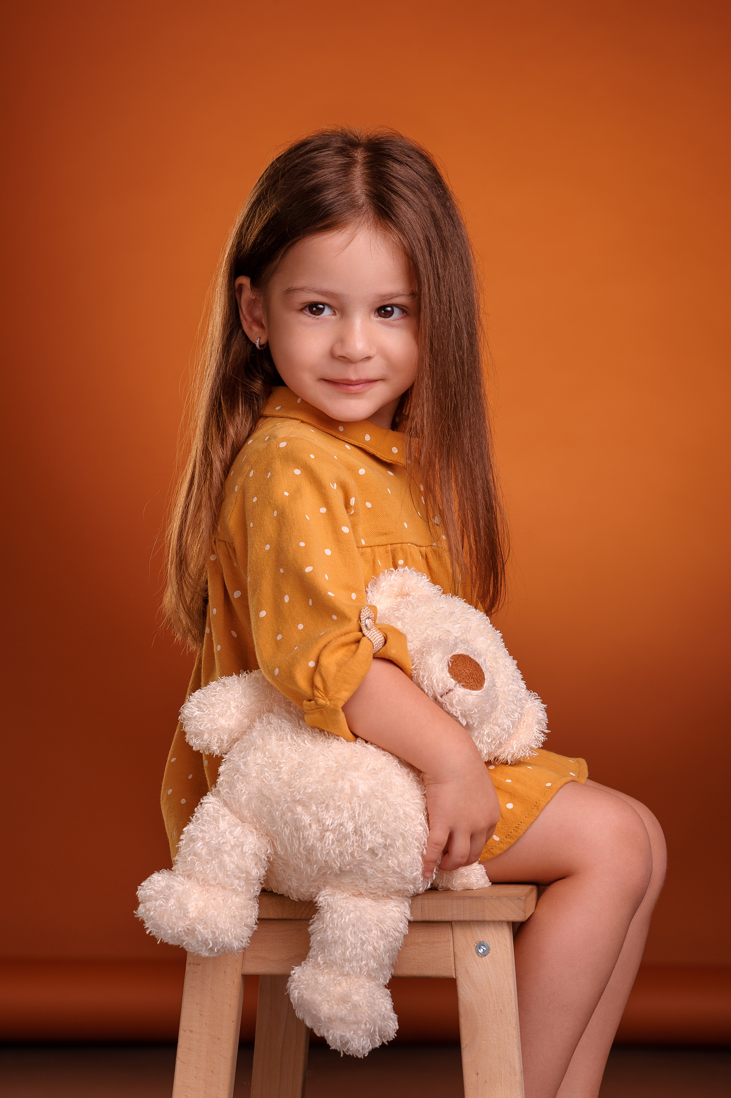 Студийный Портрет HeLeN с мишкой. Семейный фотограф в Кишинёве THOMAS SHTIFT