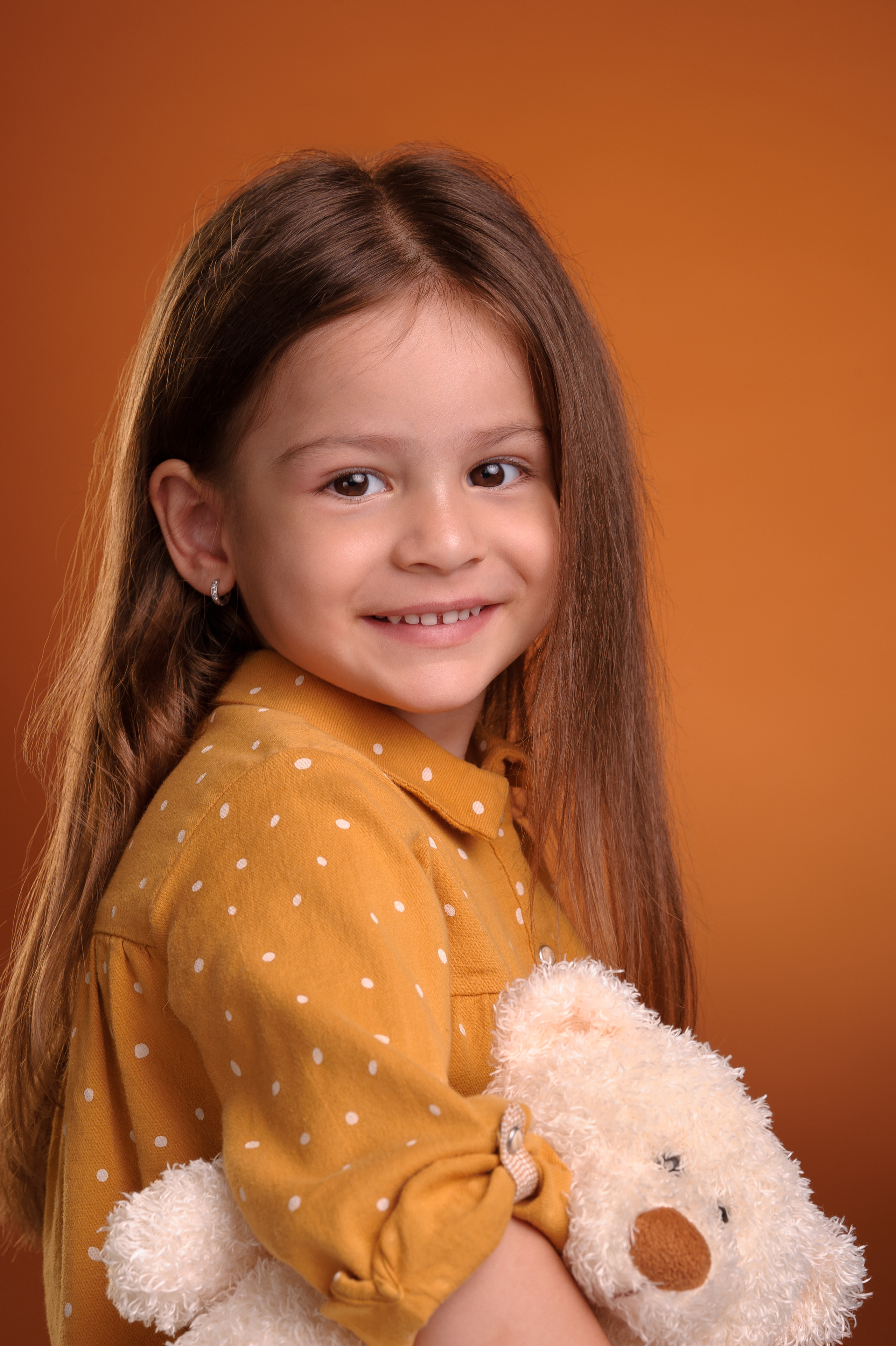 Студийный Портрет HeLeN с мишкой. Семейный фотограф в Кишинёве THOMAS SHTIFT