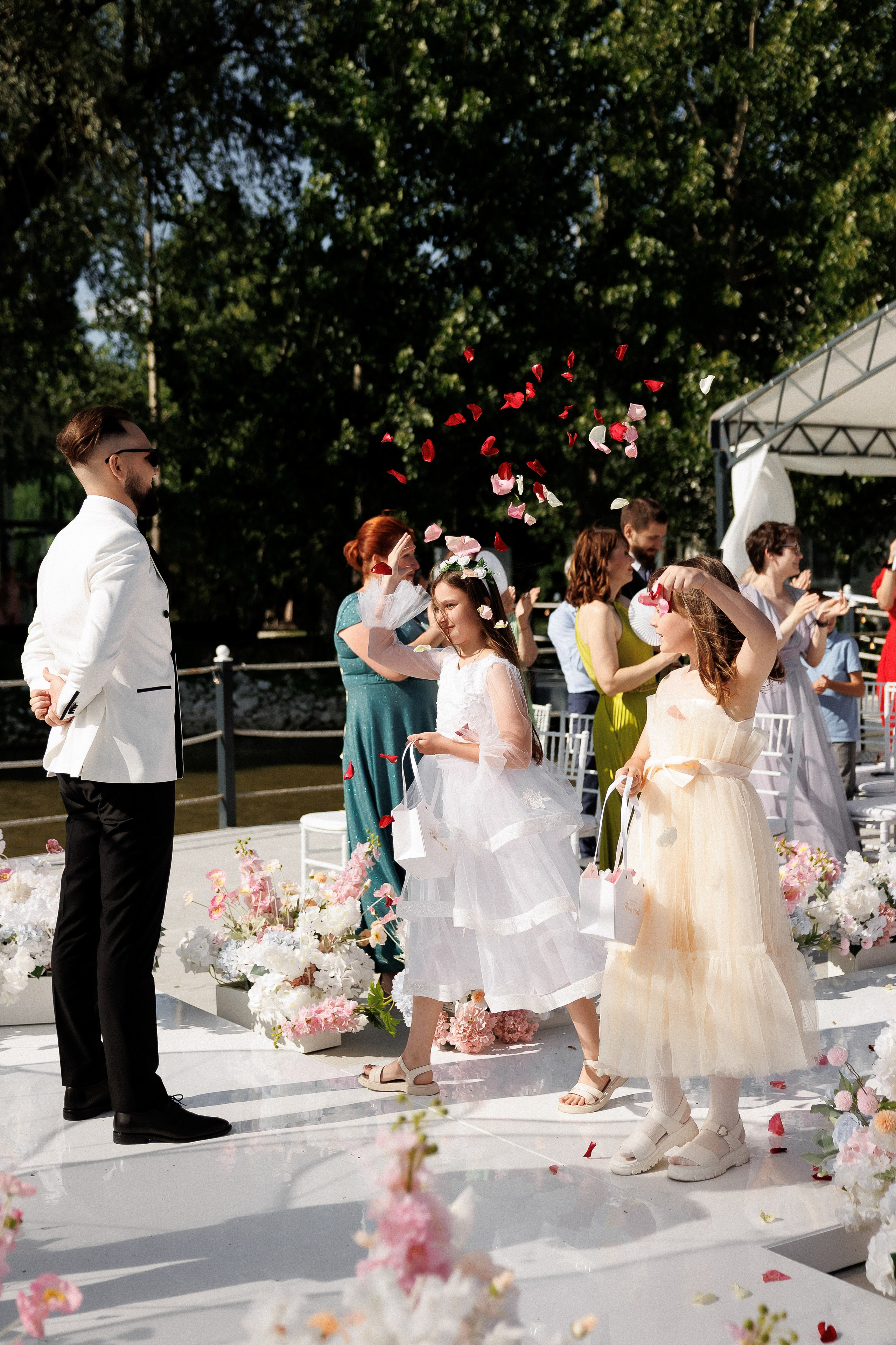 Florin & Corina — Complexul Turistic Costesti — Wedding Day. Servicii Foto și Video 067188353