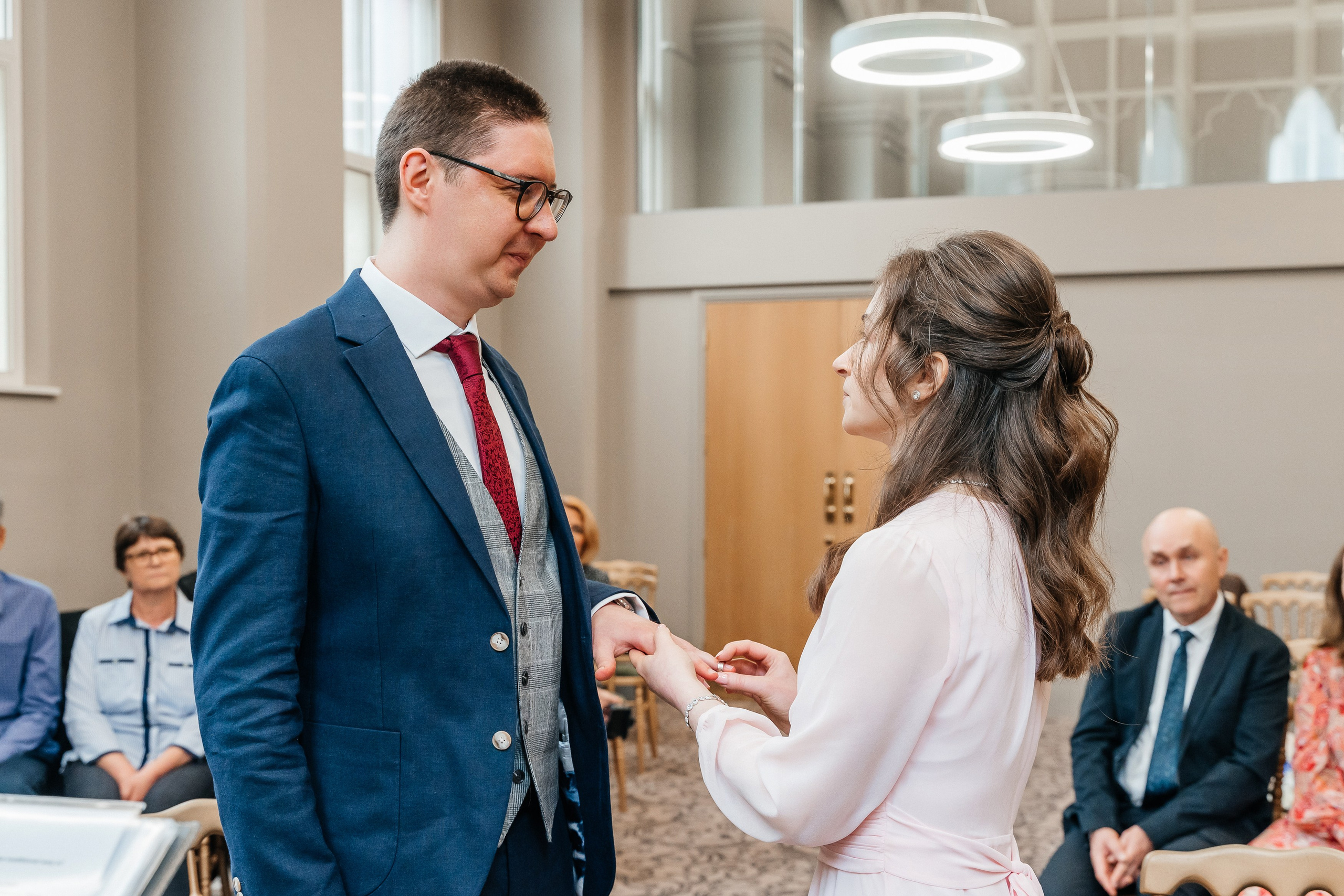 Reading Town Hall, Reading Town Hall civil ceremony, small wedding at Reading Town Hall, wedding at Reading, wedding at Reading, civil ceremony at Reading, small civil ceremony Reading Town Hall