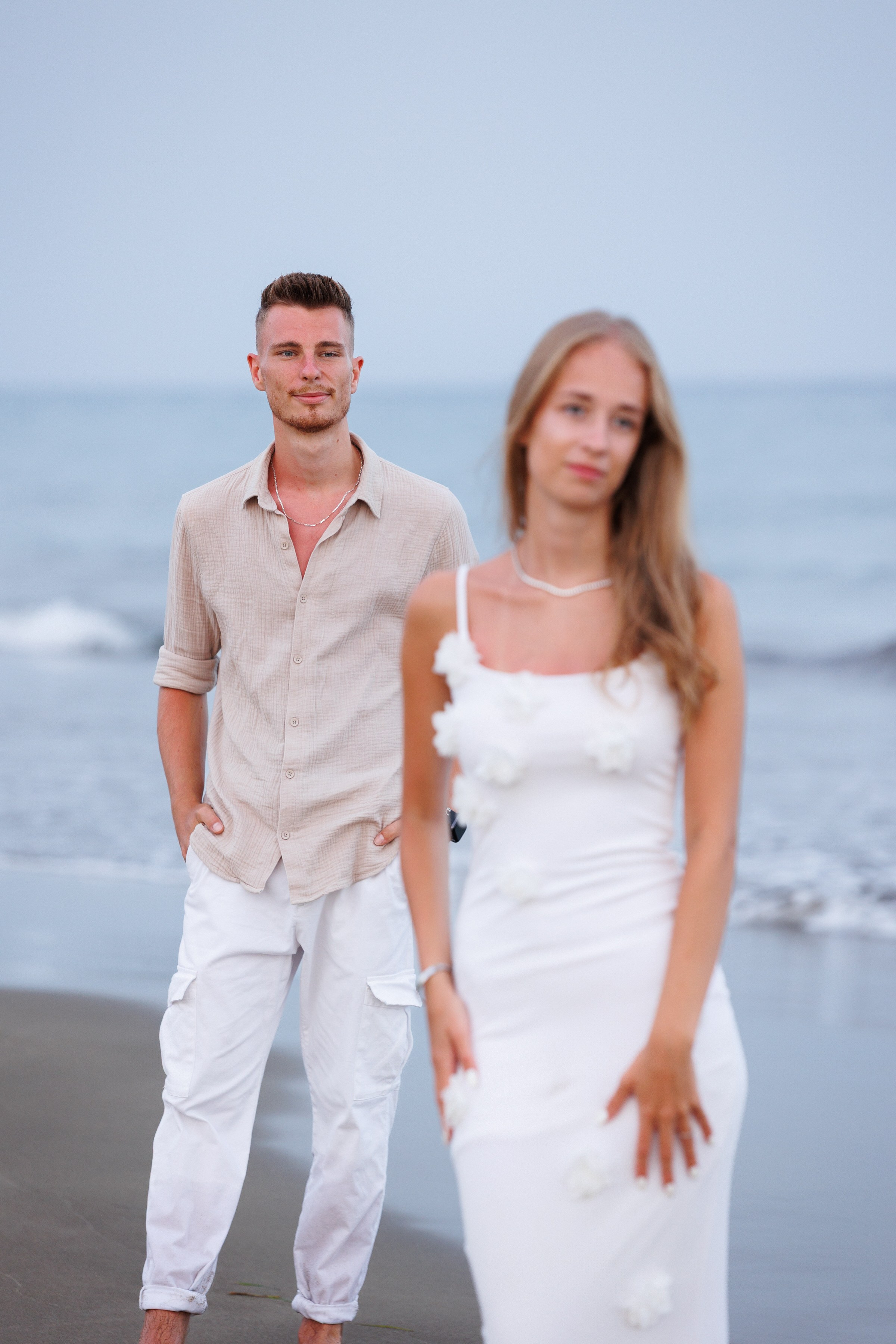 Dunes and lighthouse at Maspalomas – beach photo by Slavik Robtsenkov