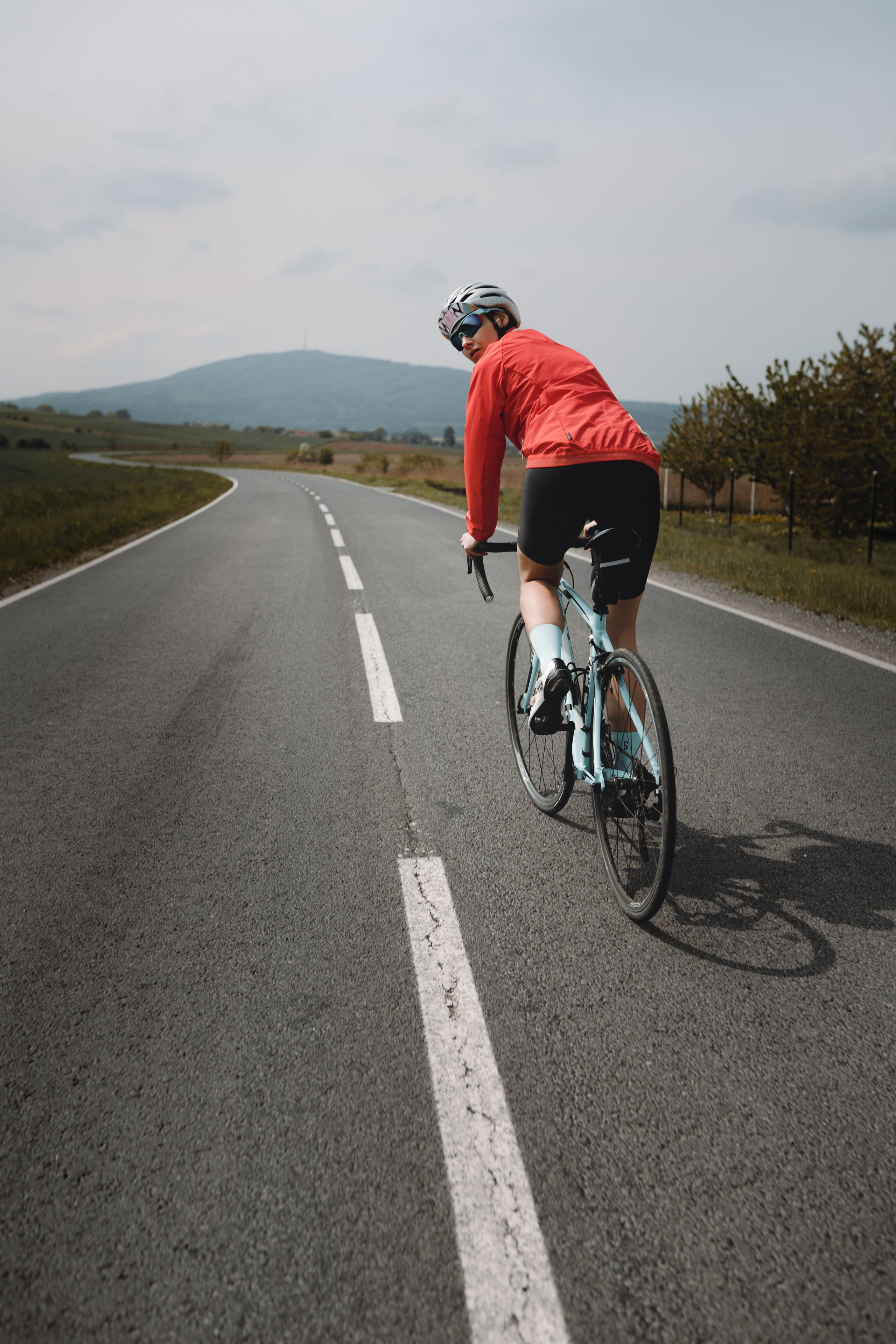 Commercial. Mike Avelli