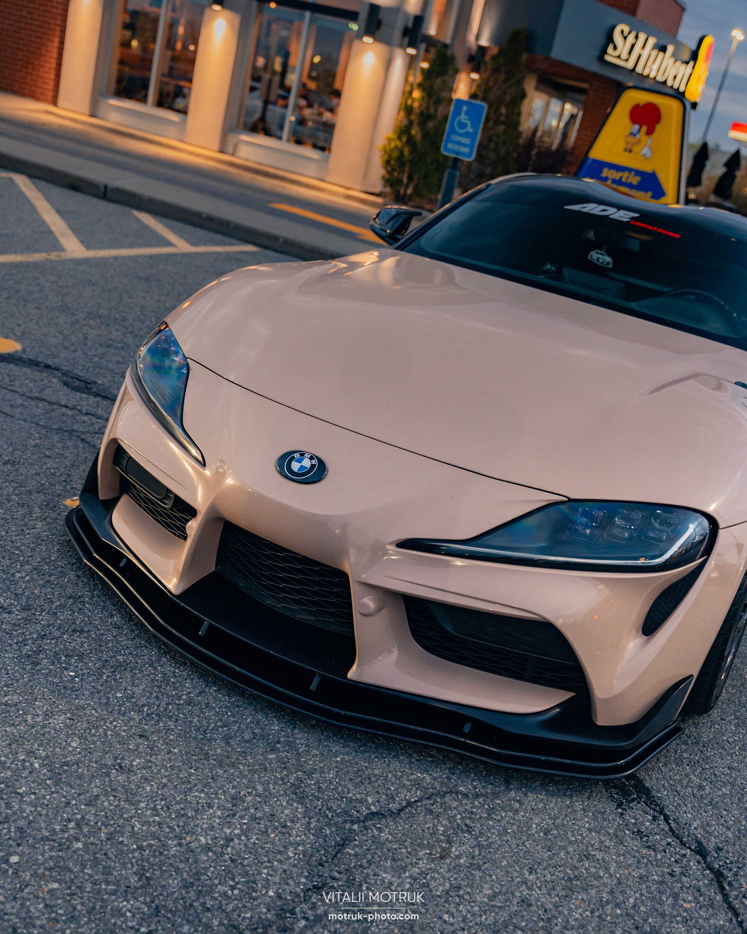 Car meet: 514 bimmers. Photographe de voitures à Paris — Vitalii Motruk