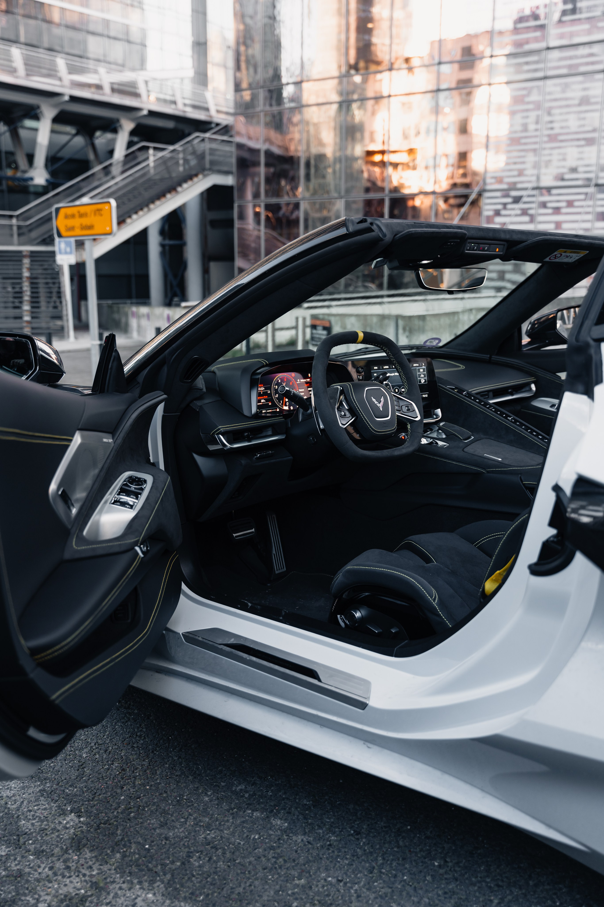 Chevrolet Corvette C8. Photographer in Paris — Vitalii Motruk