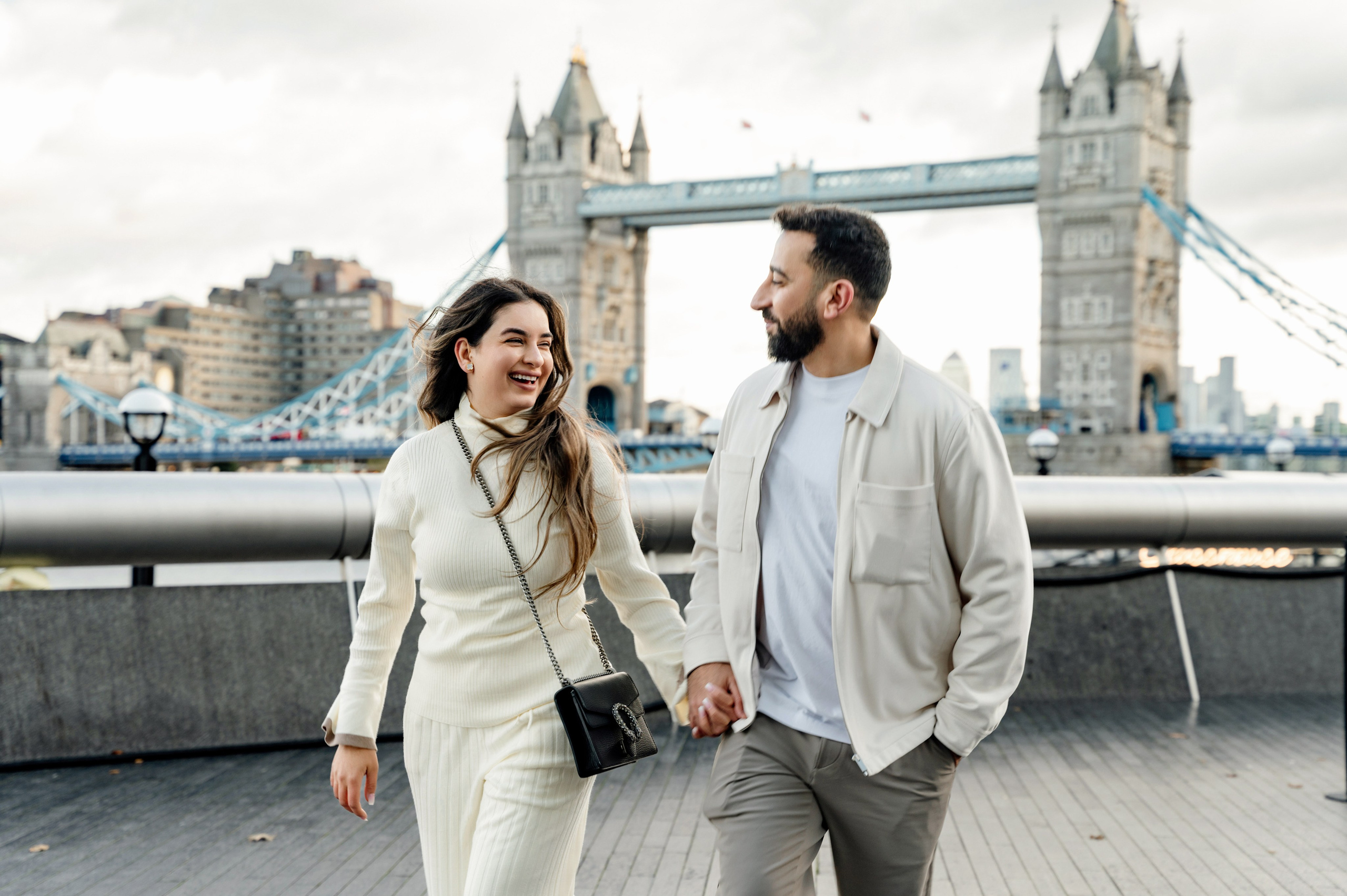 Tower Bridge Mahmood&Yalo. FAMILY AND WEDDING PHOTOGRAPHER IN LONDON MARINA RIVA