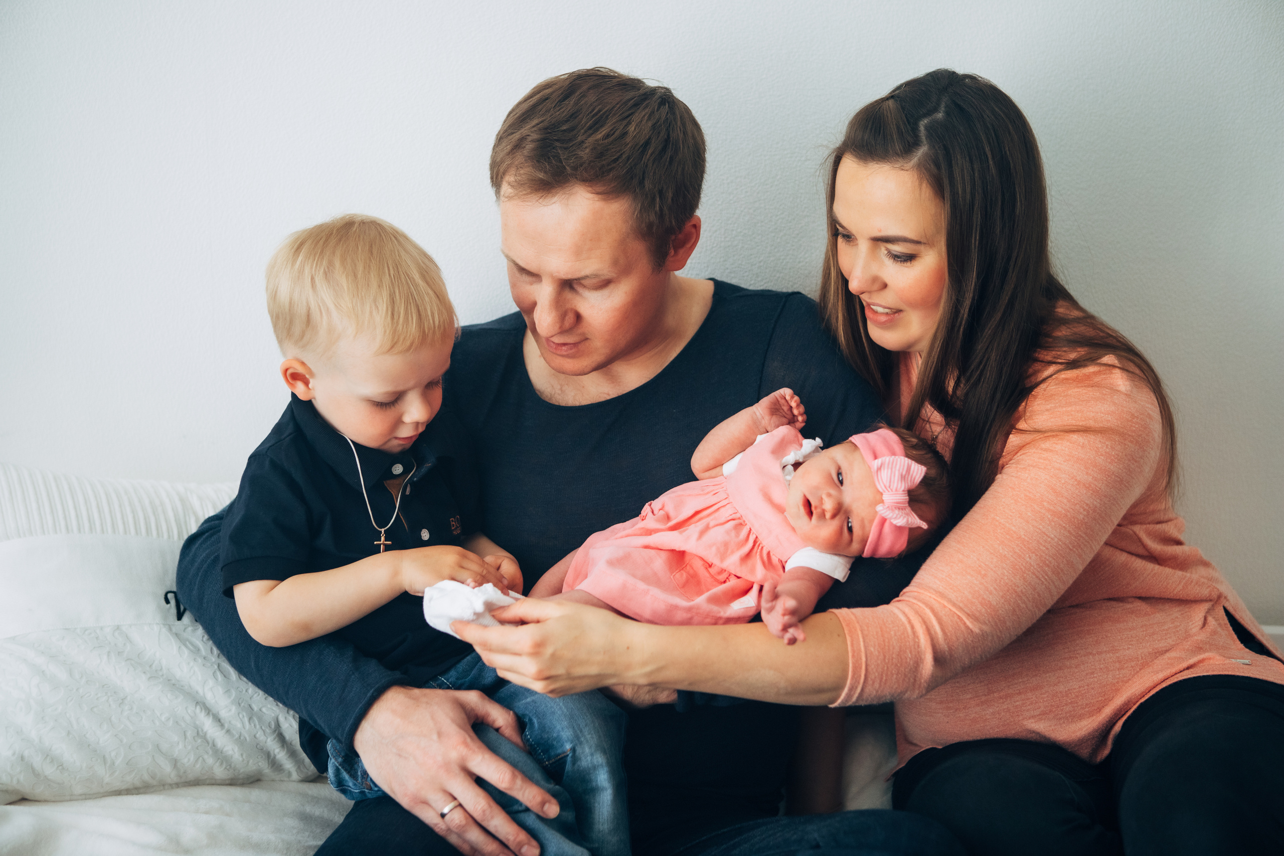 Kira Newborn. Fotograf in Freiburg, Meerim Kaufmann