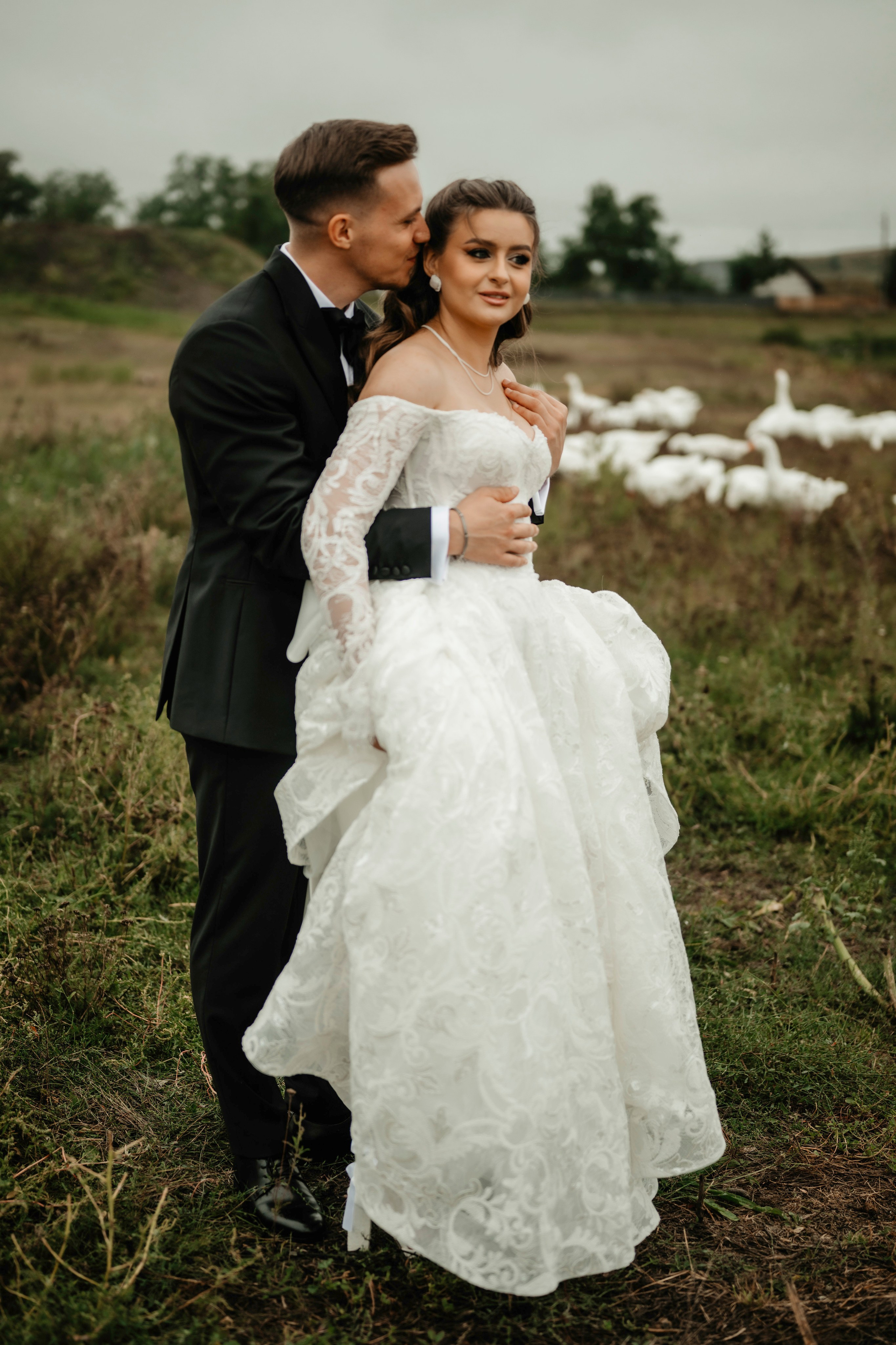 🤎 E l i s a & O v i d i u — Wedding Day Preview. Wedding & Family Photographer