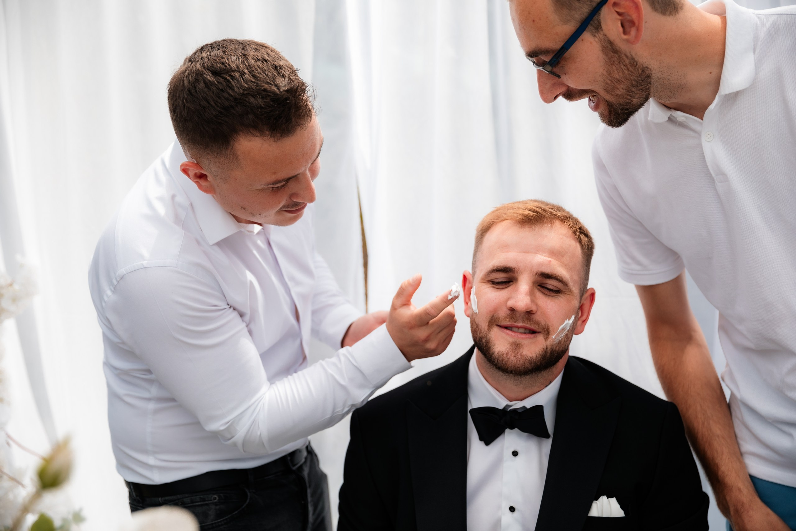 servicii foto. servicii foto Botoșani. servicii foto video Botoșani. fotograf nunta. fotograf evenimente. fotograf nunta Botoșani. Alin chirila. Alin chirila fotograf. Alinofotostudio.- Mire și mireasă – Sergiu & Liliana – ziua nunții, 2024  - Emoții în ziua nunții – Sergiu și Liliana  - Dansul mirilor – fotografie artistică nuntă 2024  - Sedinta foto romantică în natură – Sergiu & Liliana  - Rochia de mireasă și detalii de nuntă elegante