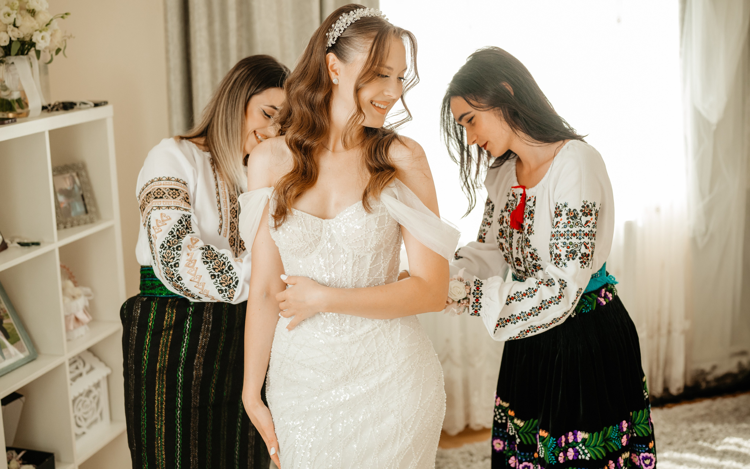 🤎 A d r i a n & A n c a — Wedding Day Preview. Wedding & Family Photographer