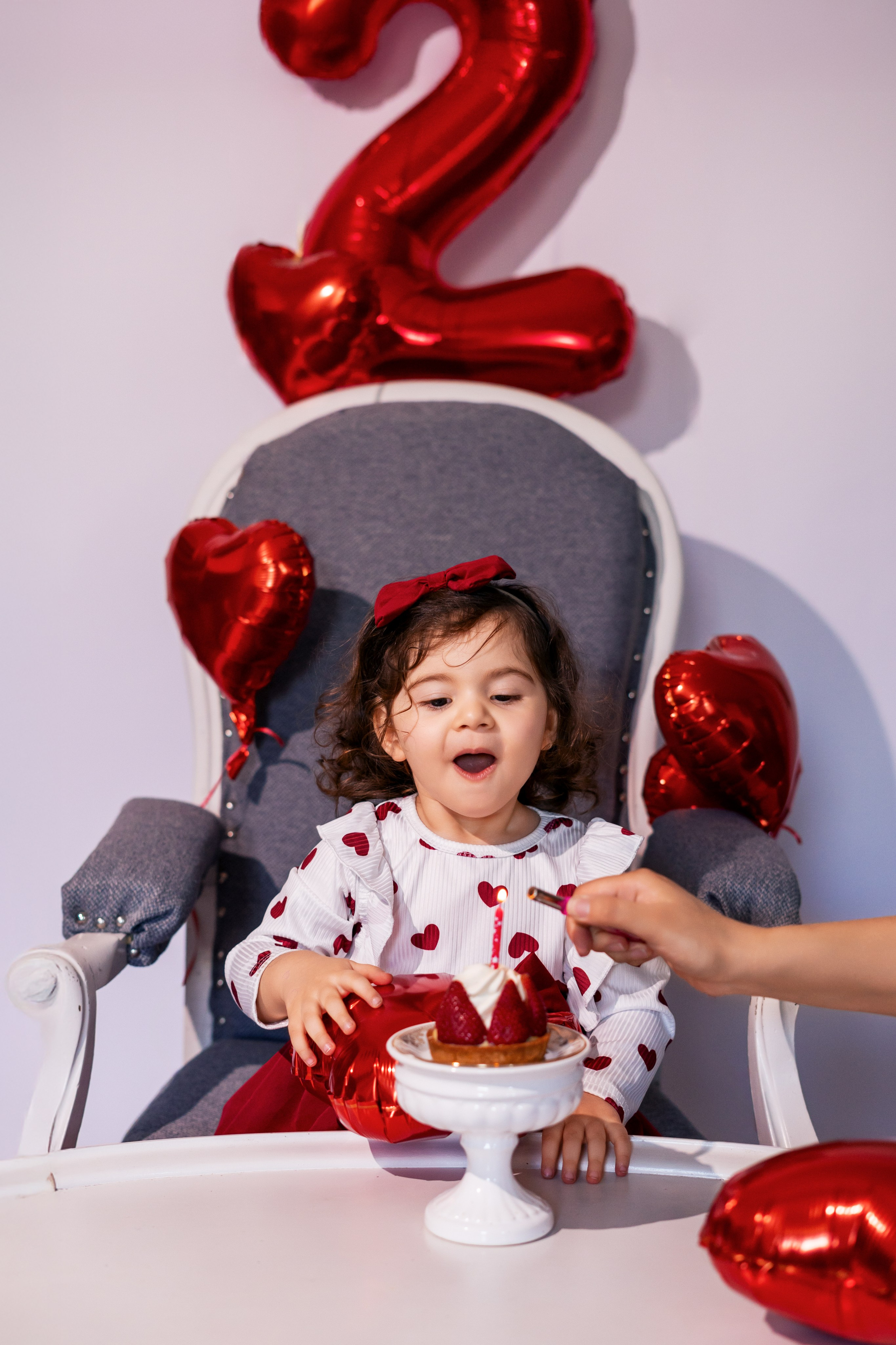 Ruzana 2 ans. Petit trésor photos de famille, grossesse et nouveau-né à Roanne