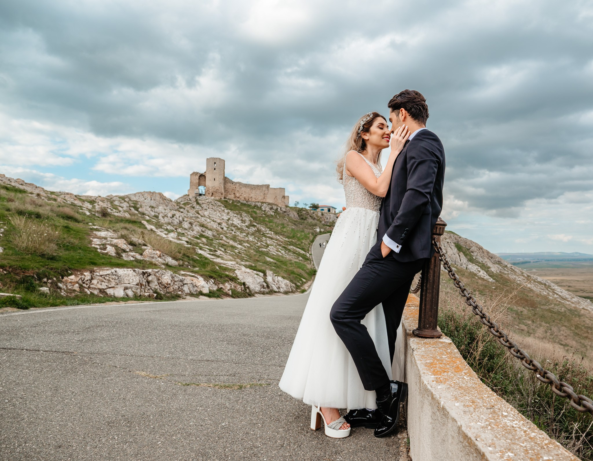 Alexandra & Robert. Www.besttalesstudio.com