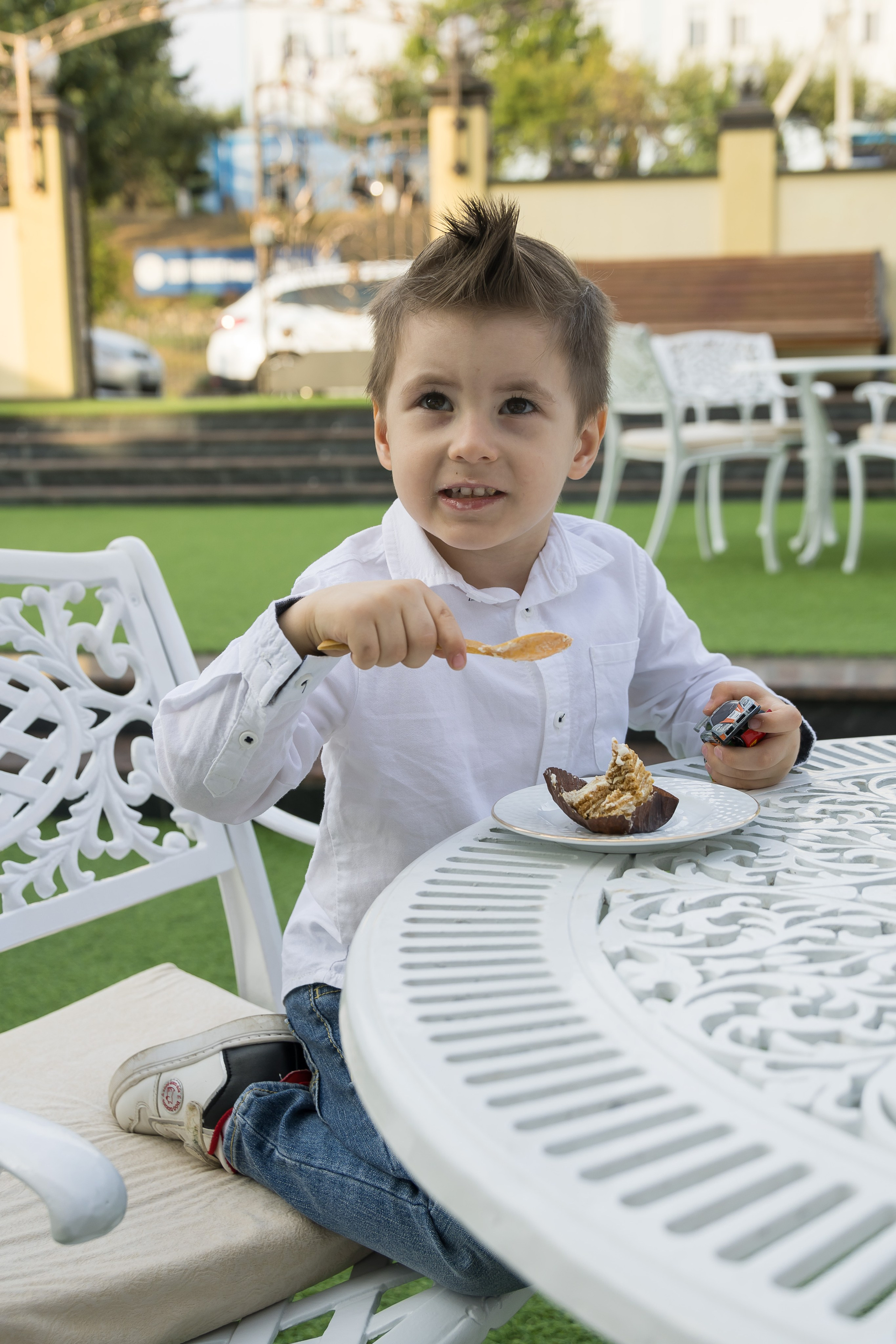 Lya - Foto si video de botez si cumatrie. ✔️ Servicii foto si video in Chisinau Moldova - Cinematic.md