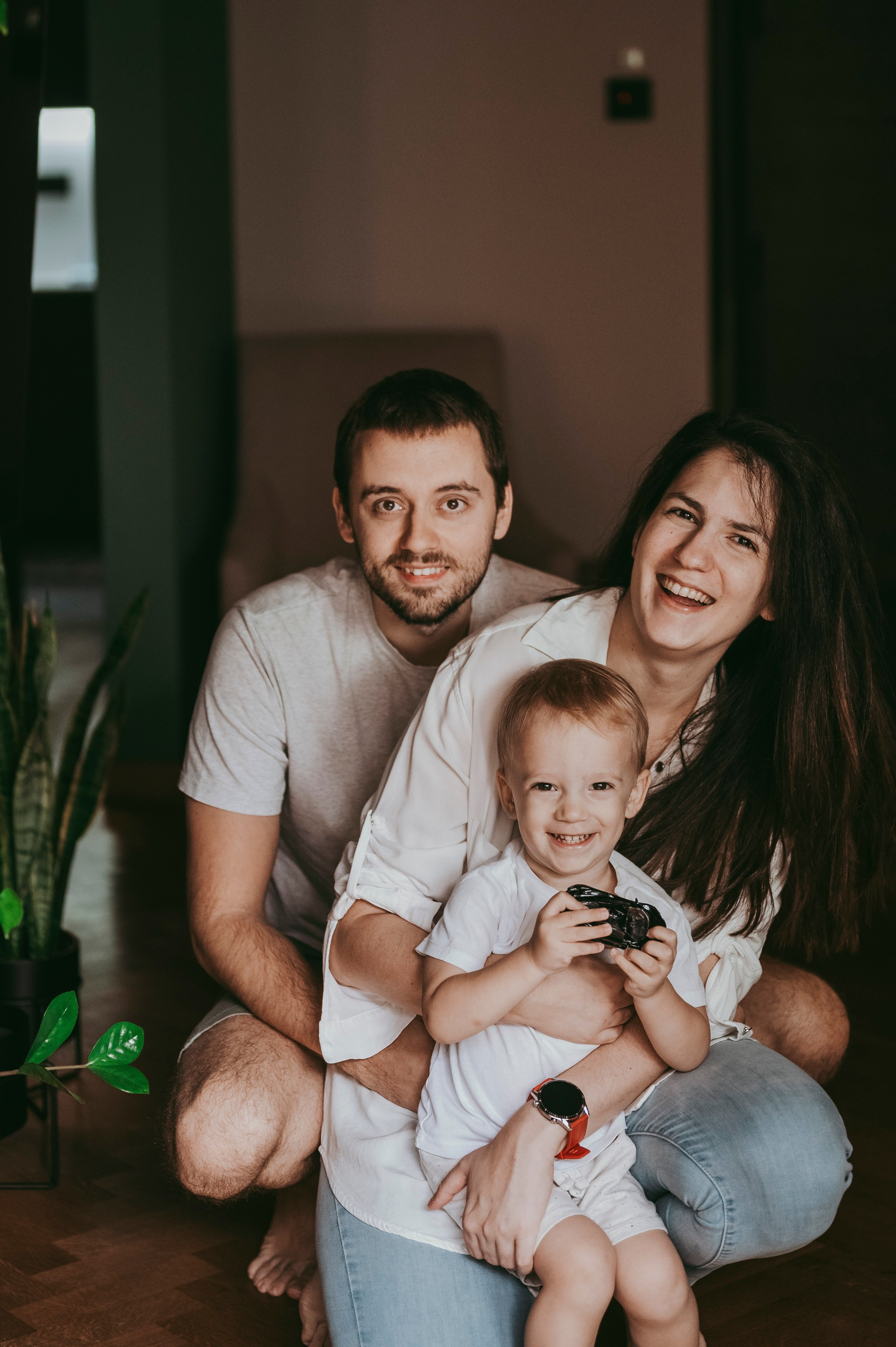 Sonja, Nikola, Lazar i Luka / porodicno fotografisanje kod kuce. Deciji i porodicni fotograf u Beogradu Oksana Skendzic