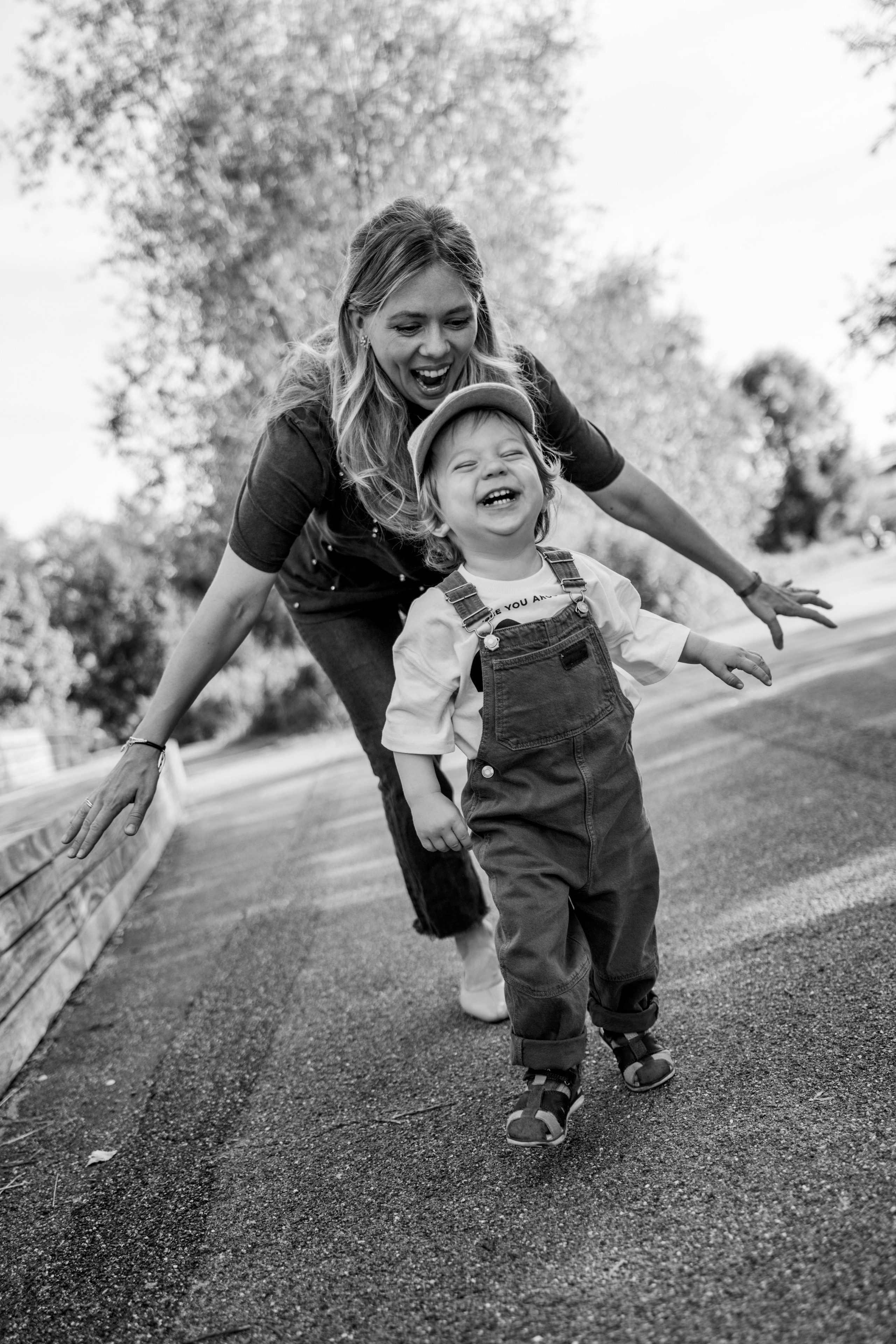 Maksim with parents (Queen Elizabeth Olympic park). Anastasia Klink, Photographer in London