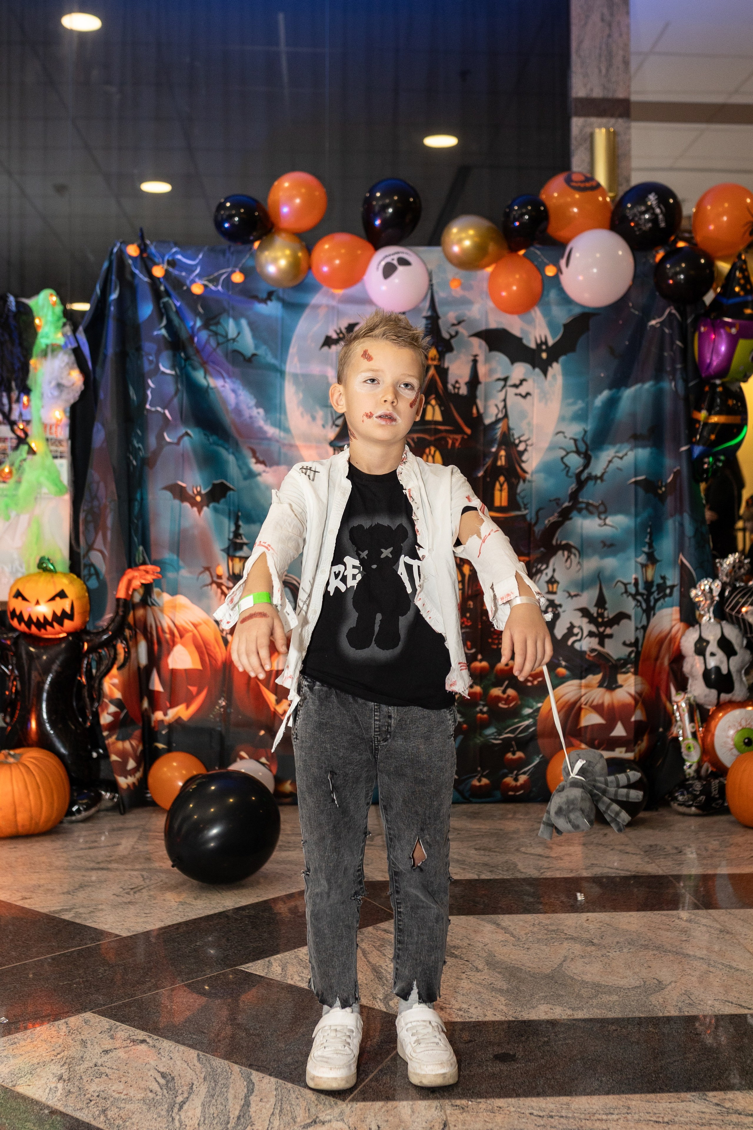 Leo dance studio Helloween 2025. Семейный и детский фотограф в Варшаве Мила Бобровская