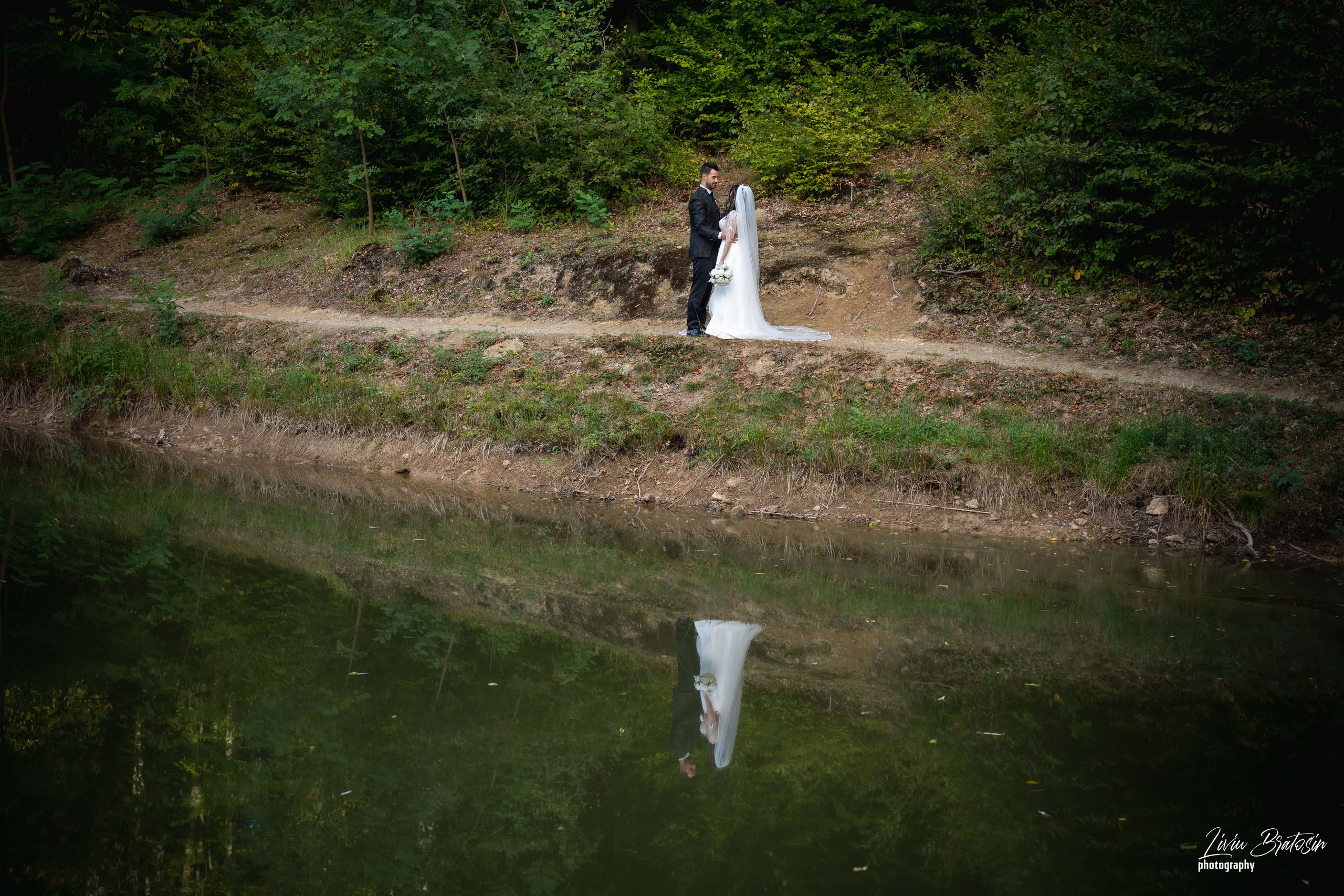 VALENTIN & ROXANA. RRStudio — Fotograf evenimente