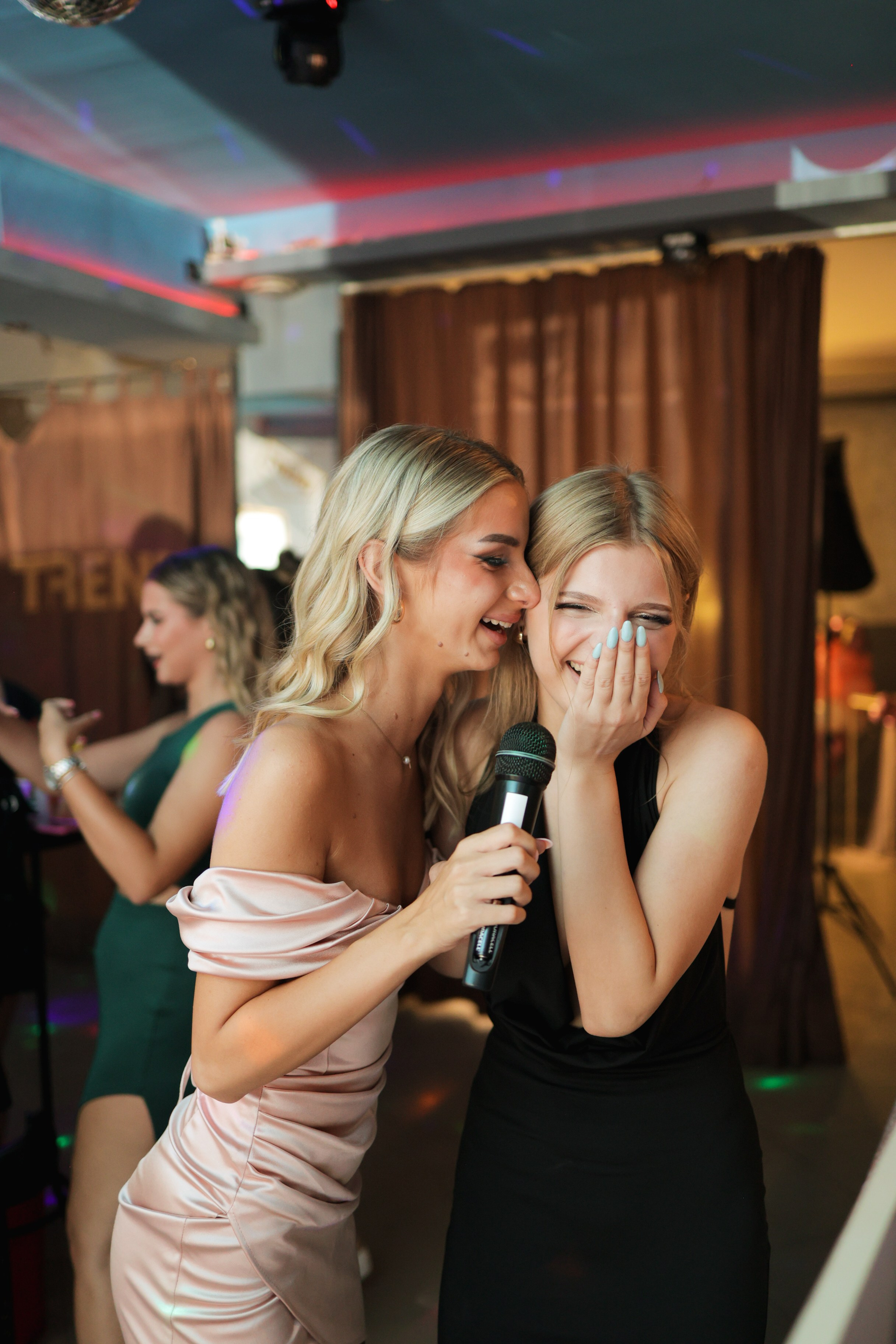 Elizabet. Vlada toskic wedding and event photographer