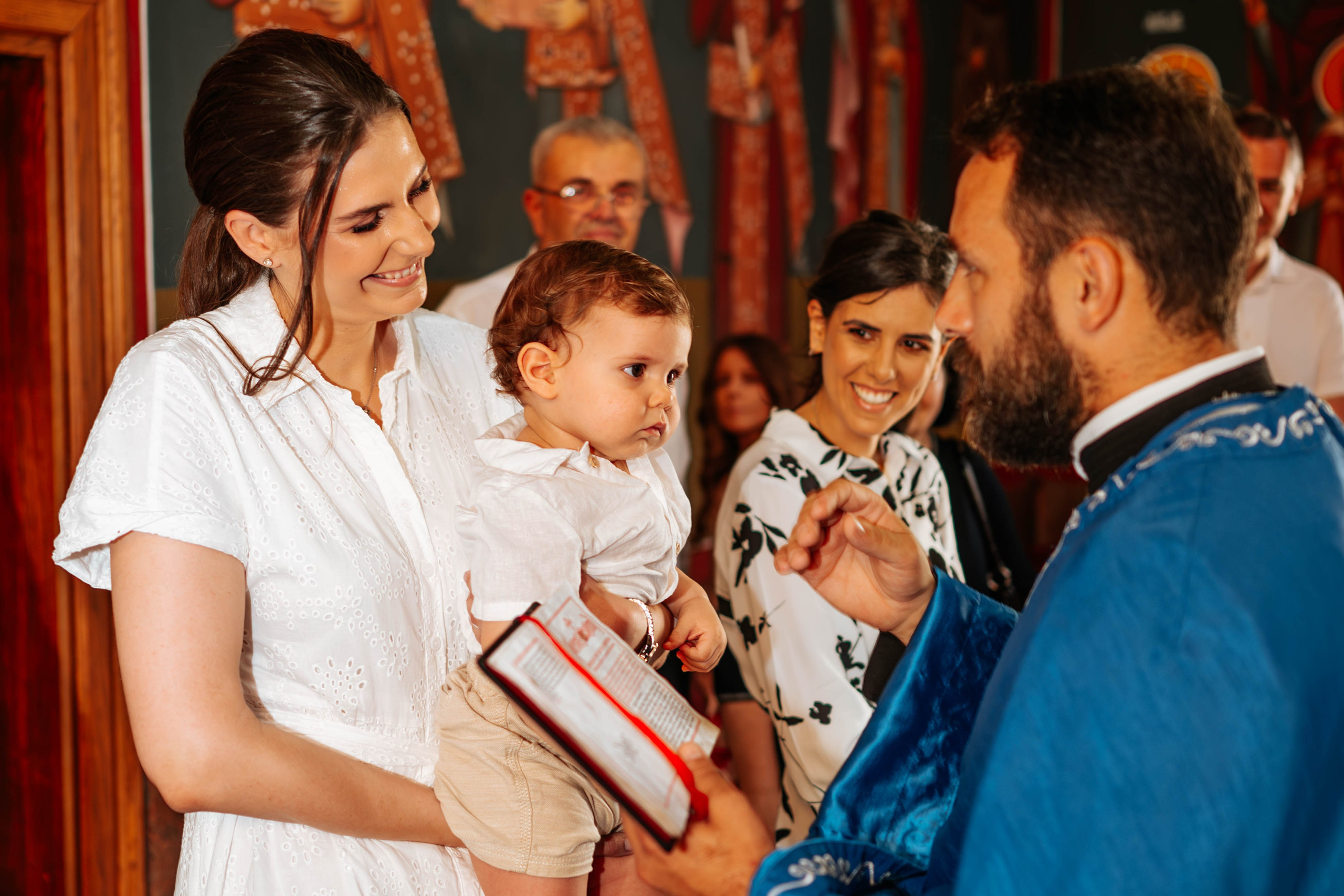 FOTOGRAFISANJE KRŠTENJA. Dečiji i porodični fotograf