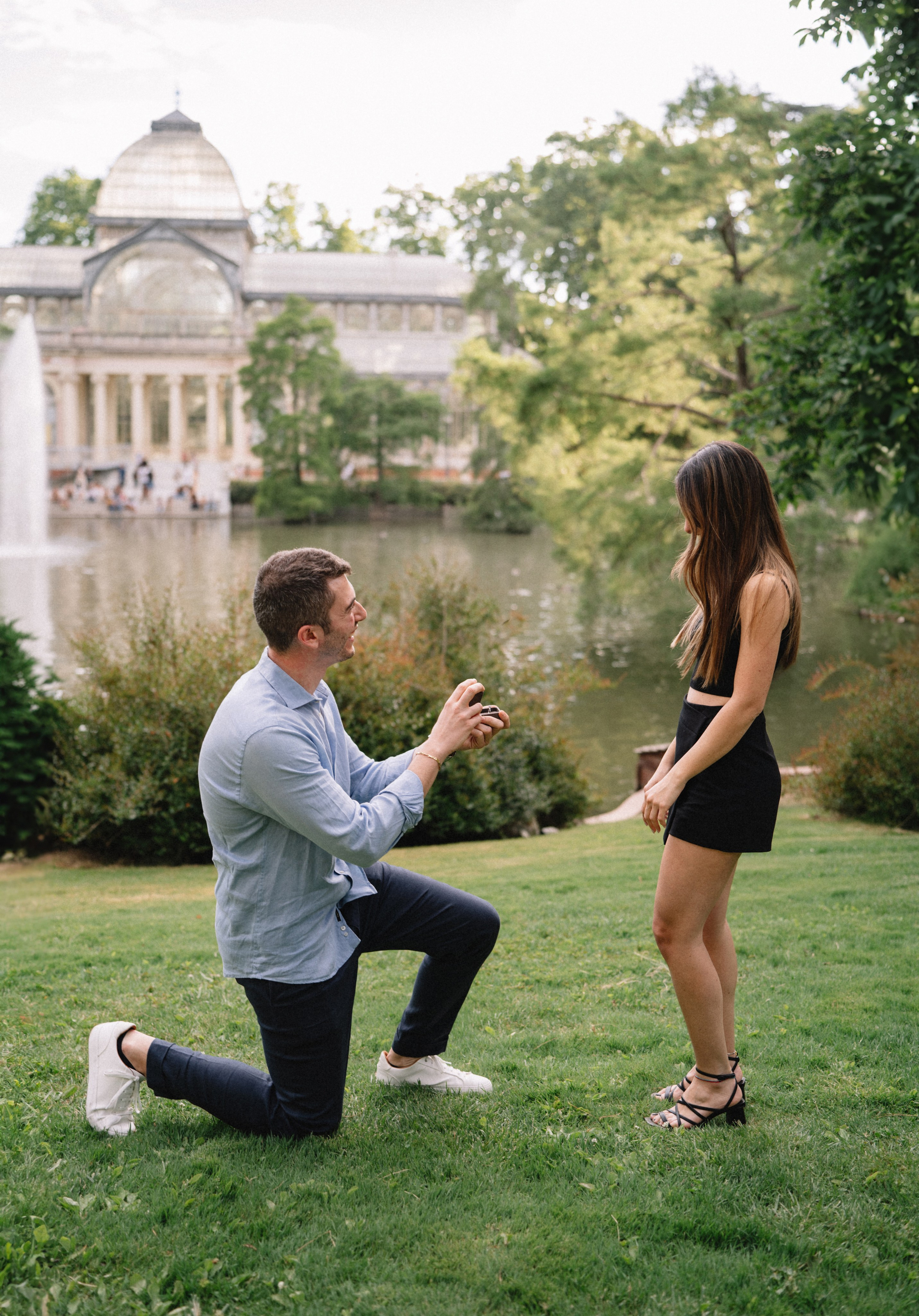 Sesiones de fotos de propuesta de matrimonio en Madrid. Fotógrafo en Madrid, España. Alyona Belyaninova