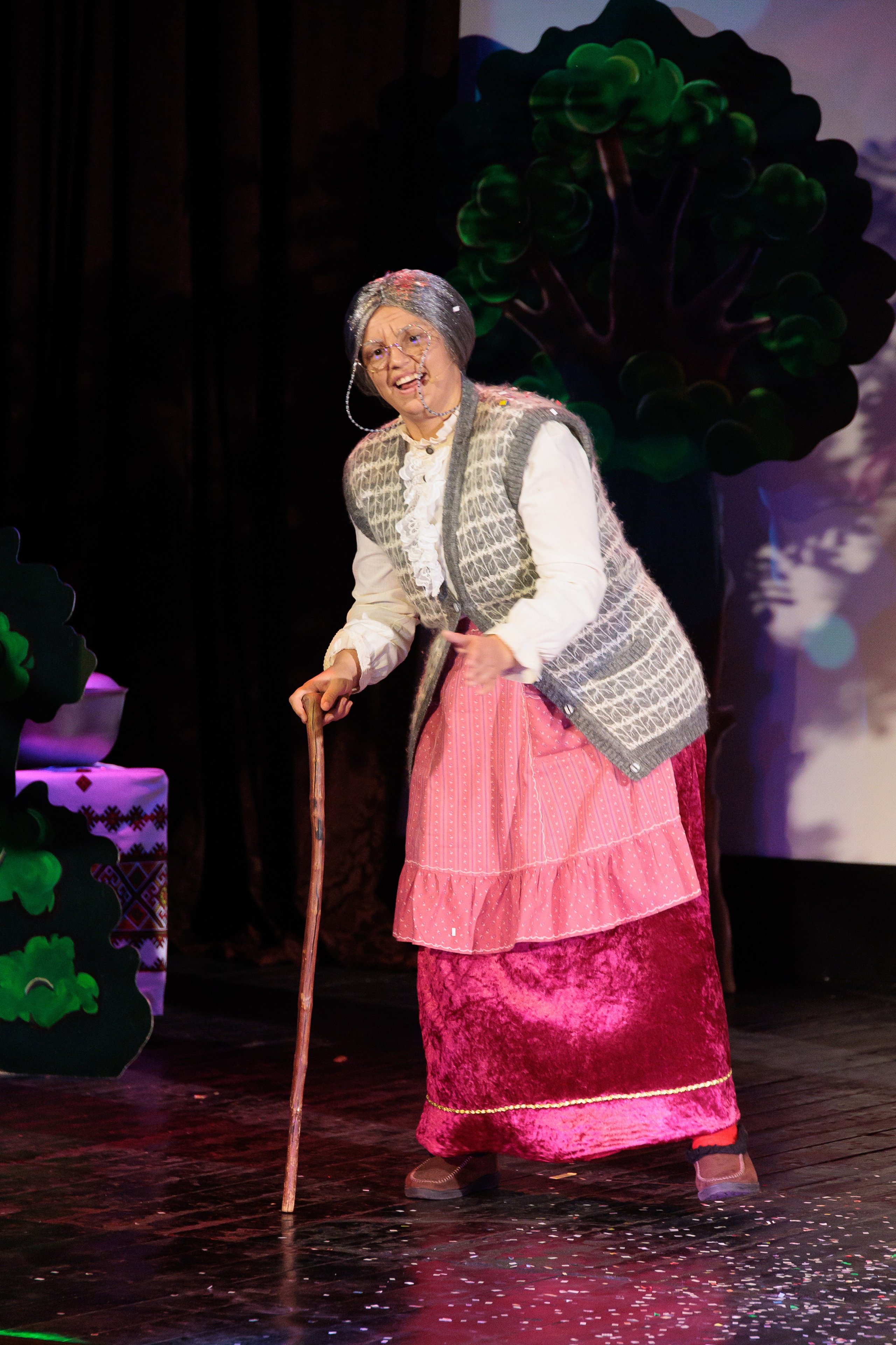 Povestea Scufita Rosie. Clounella. ✔️ Servicii foto si video in Chisinau Moldova - Cinematic.md