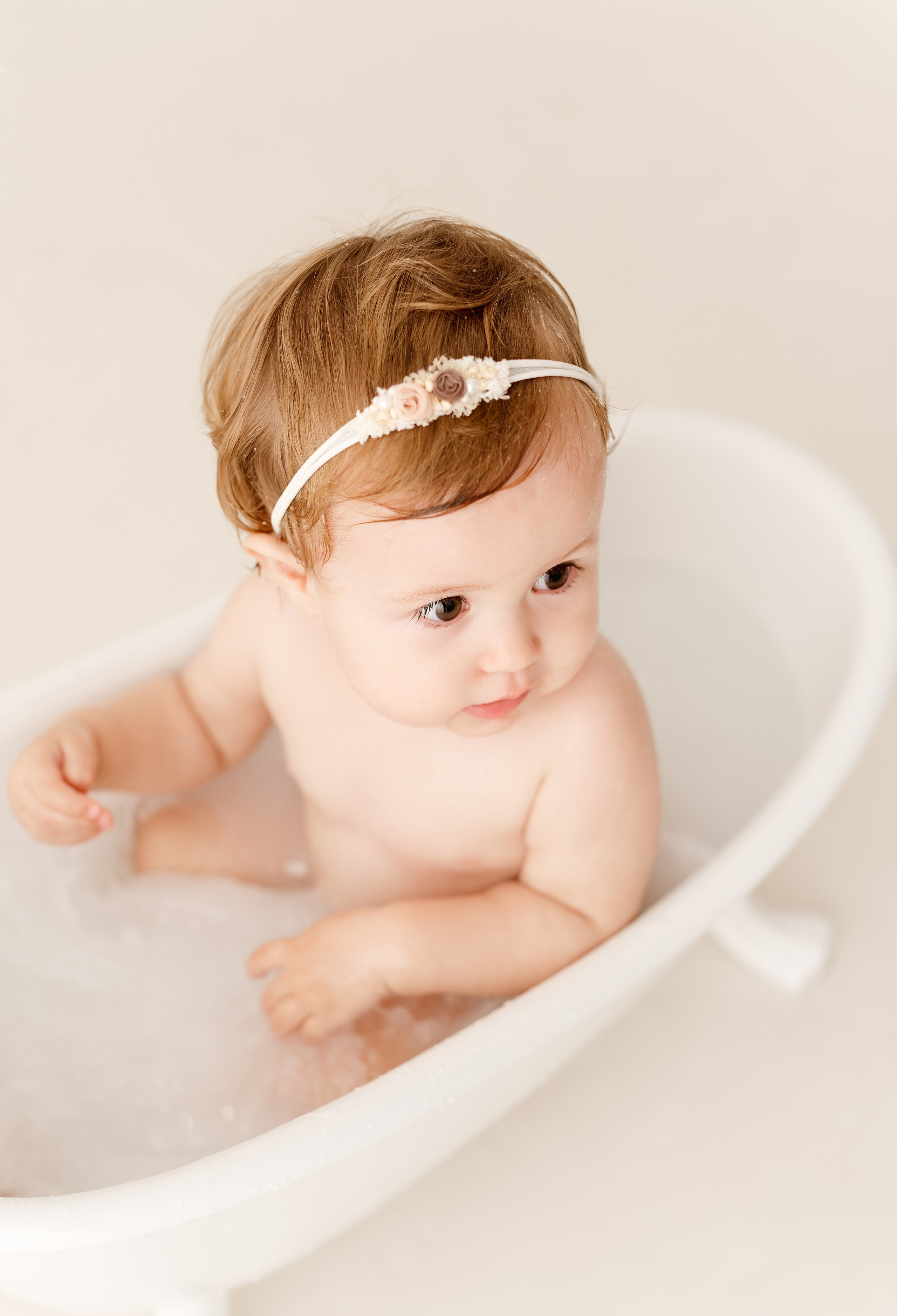 Sesja roczkowa Alicji. Fotograf Łódź - sesja ciążowa, noworodkowa, dziecięca. Studio w Łodzi