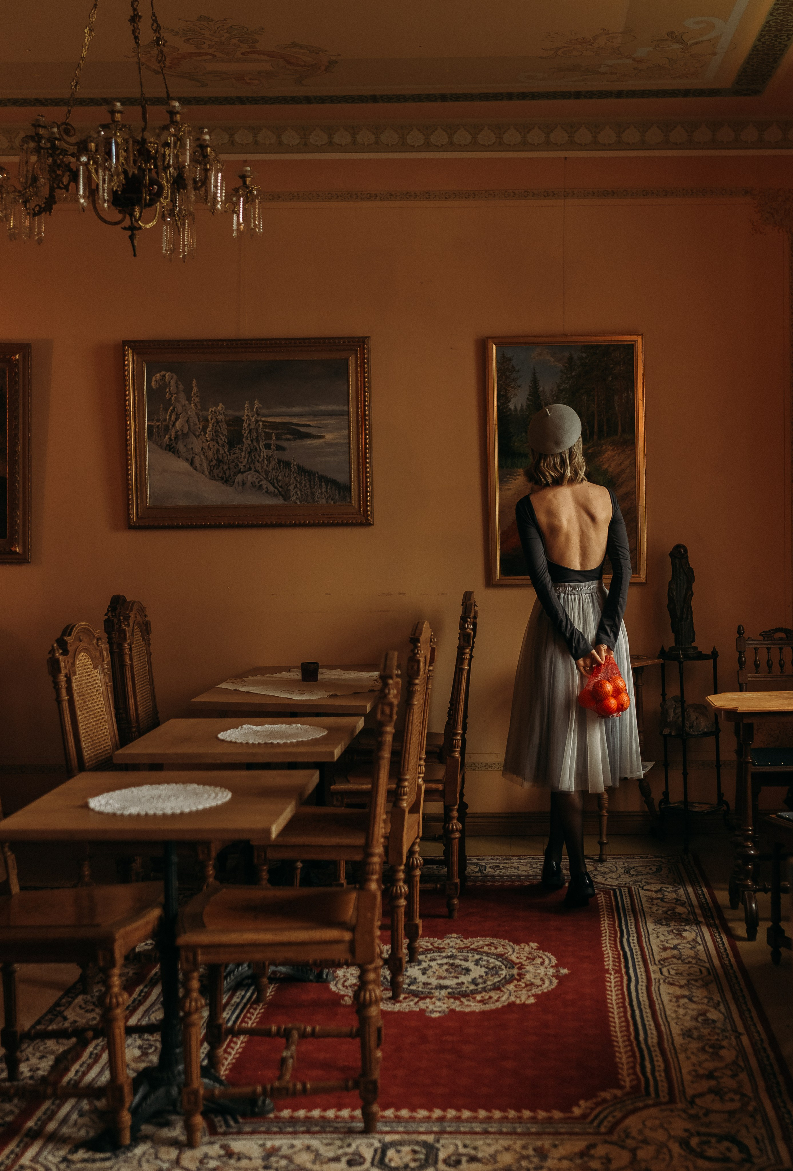 Woman phoshoot. Wedding and portrait photographer in Helsinki Vickan O