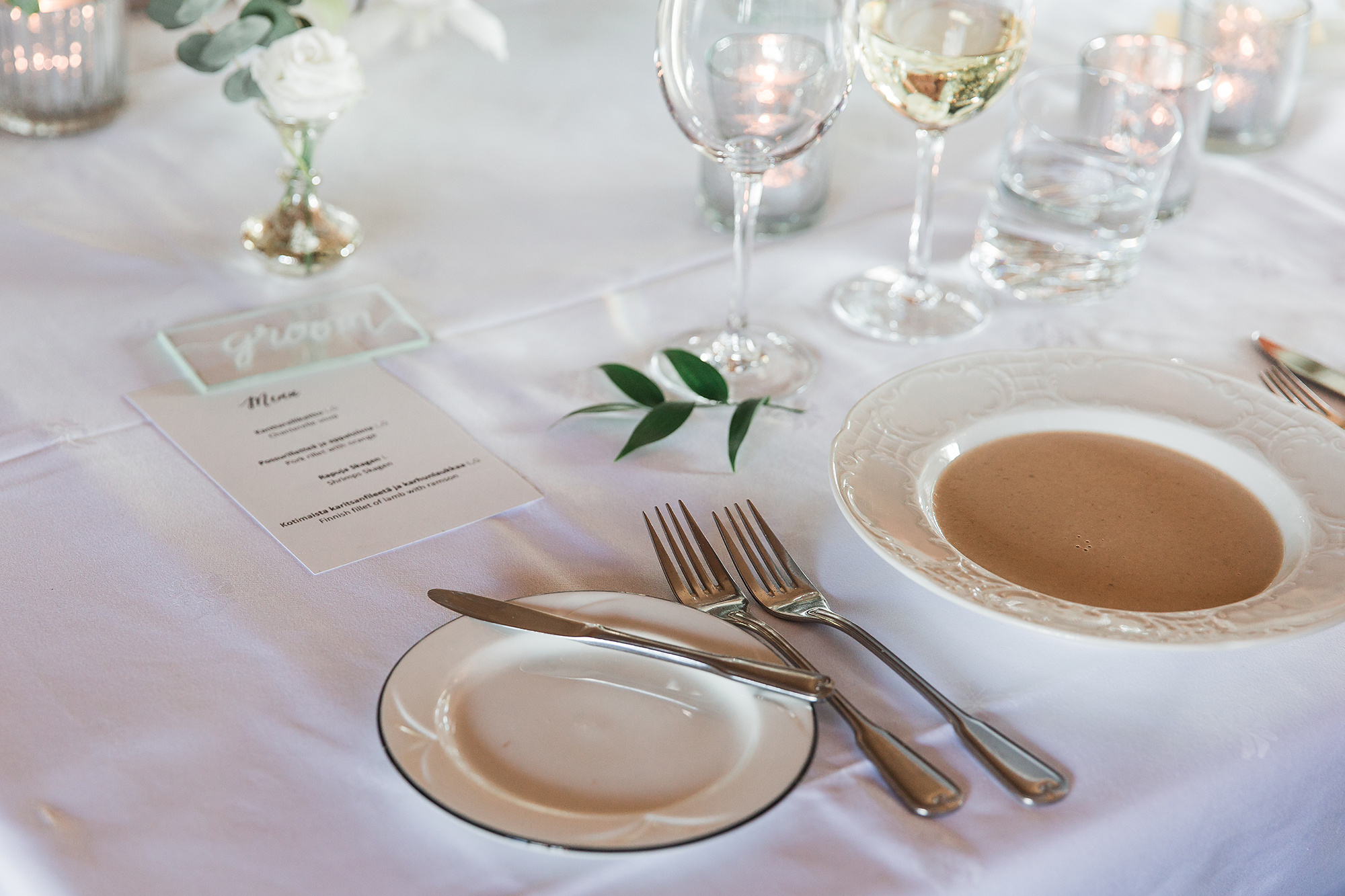 I&I, dokumentaarinen hääkuvaus Clarion hotel Helsinki, Särkänlinna