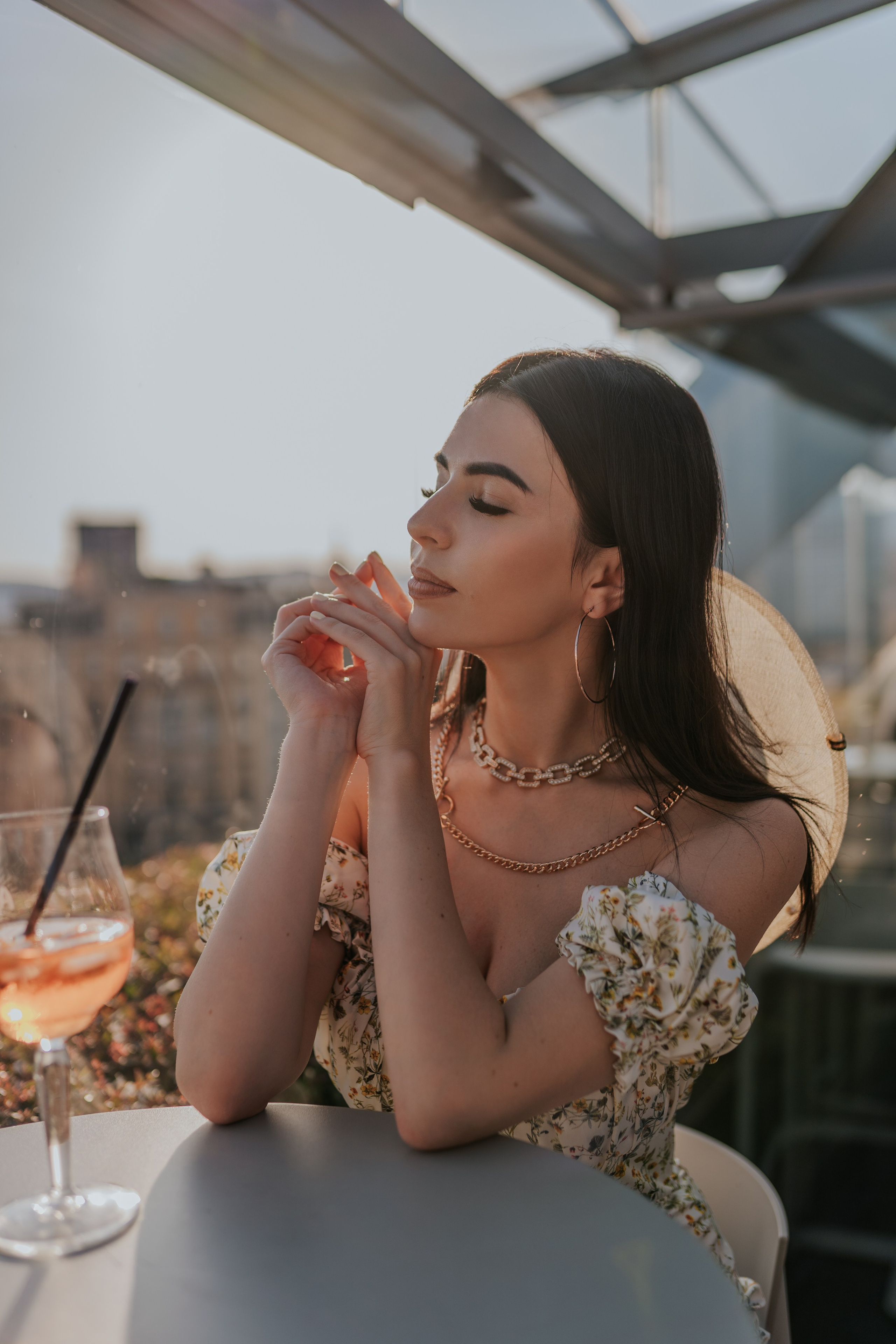 Bloger Barcelona photoshoot. DiaFoto — Wow Photographer in Barcelona | Premium Barcelona Photoshoot Experience